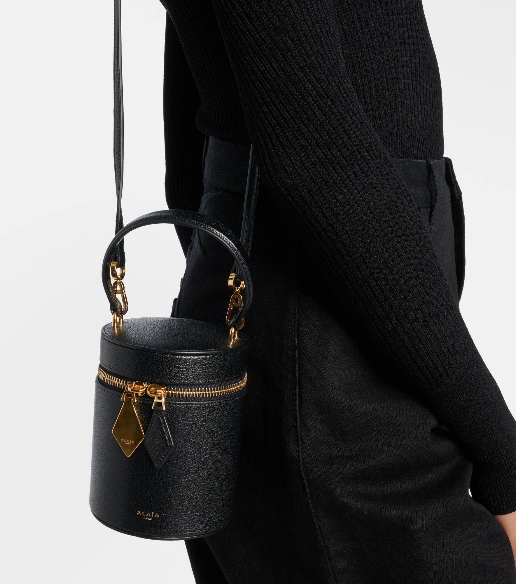 Cube Mini leather vanity bag - 6