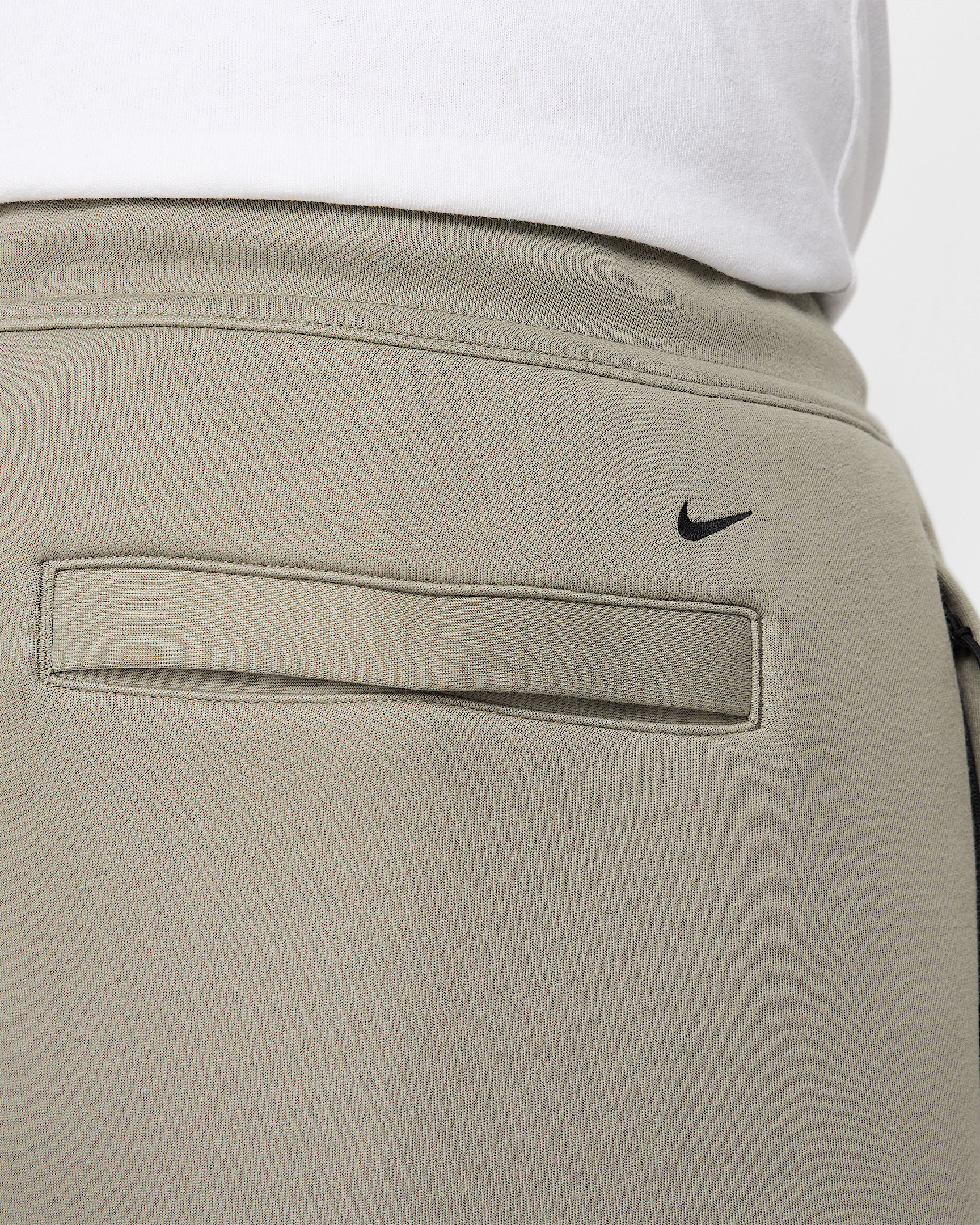★★Nike★★ Tech Wide Leg Fleece Pants M Light Army Black H Nike Tech Light Army Wide-Leg Fleece Pants – Puffer Reds