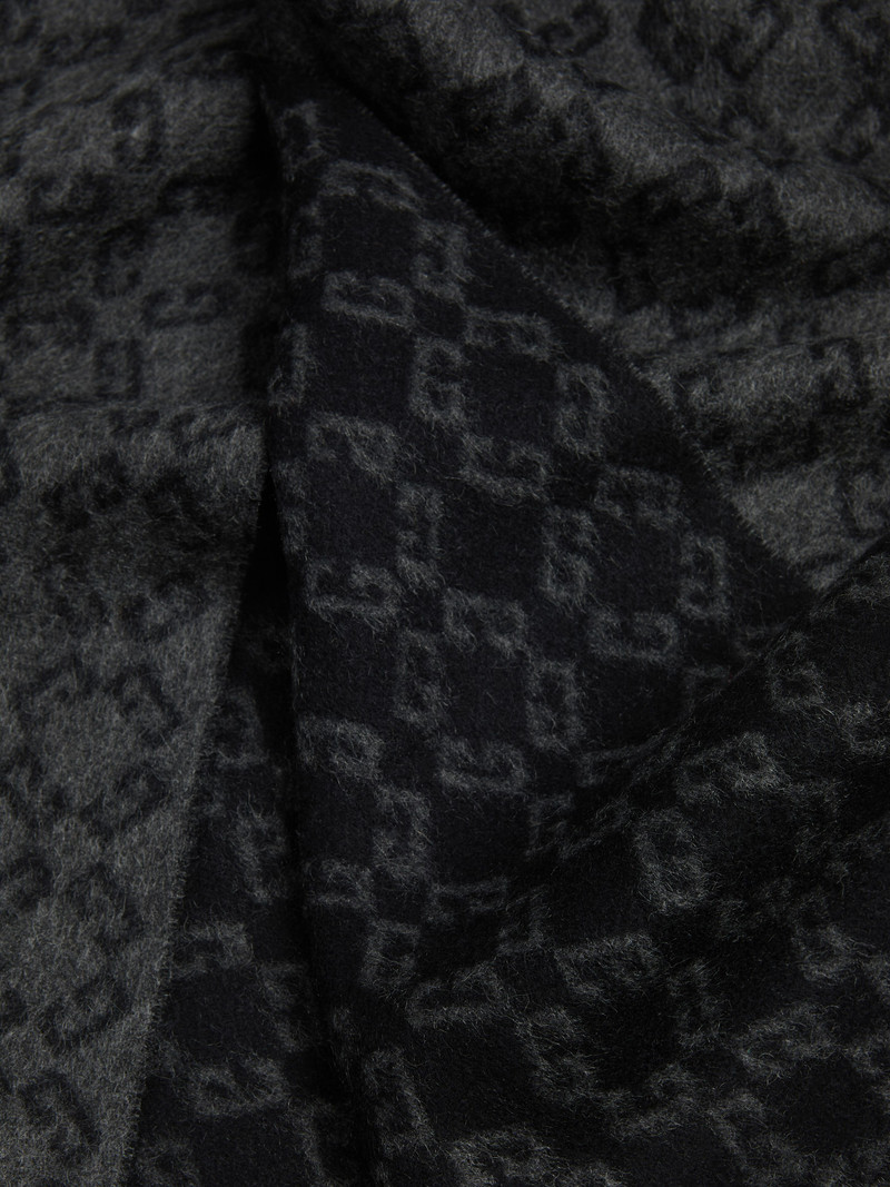 Givenchy MONOGRAM 72 SCARF IN CASHMERE outlook