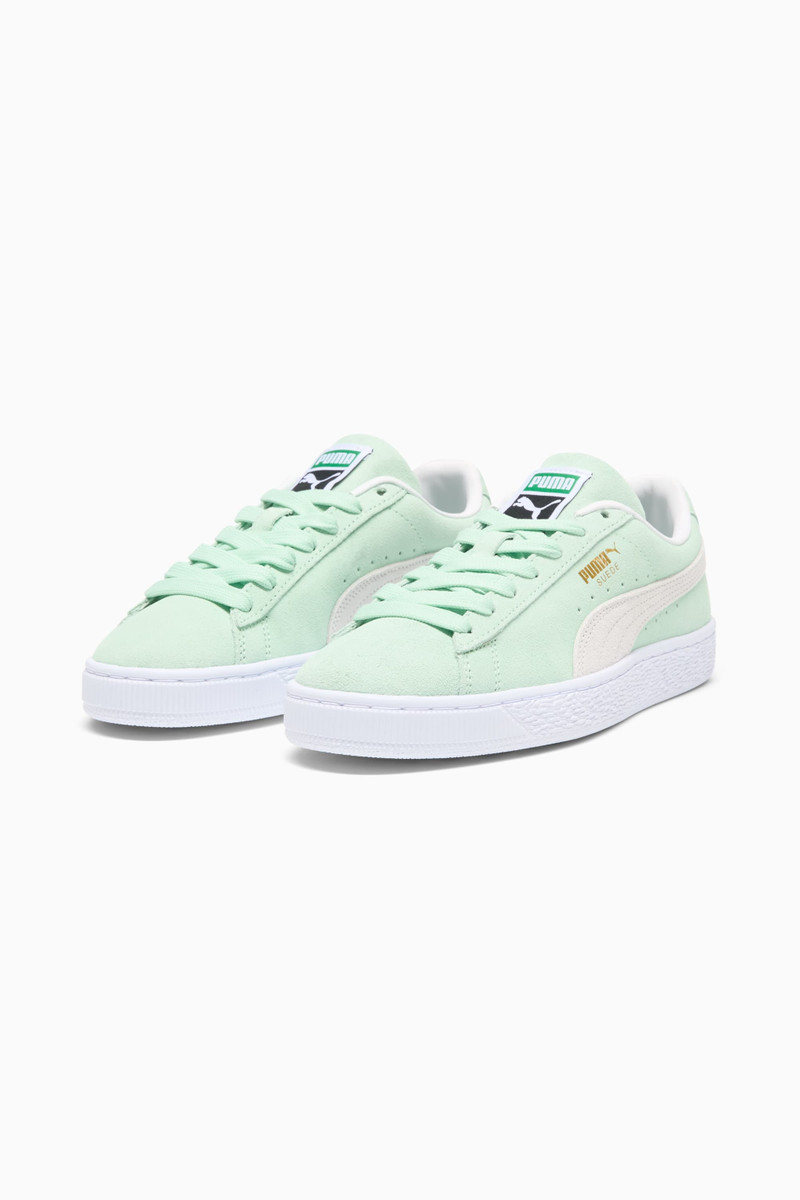 PUMA Suede Classic XXI Women's Sneakers outlook
