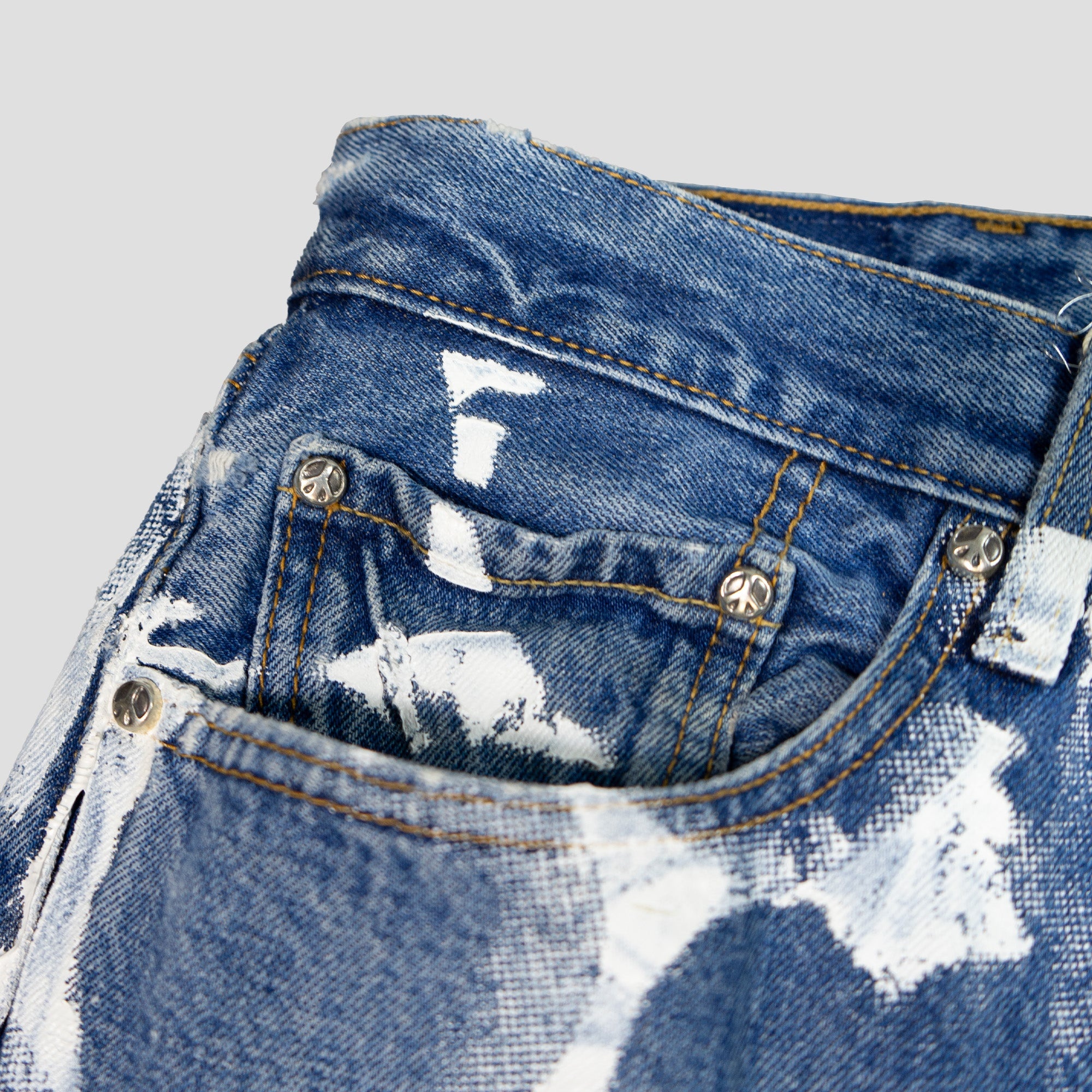 HEART FLARE DENIM JEANS - 4
