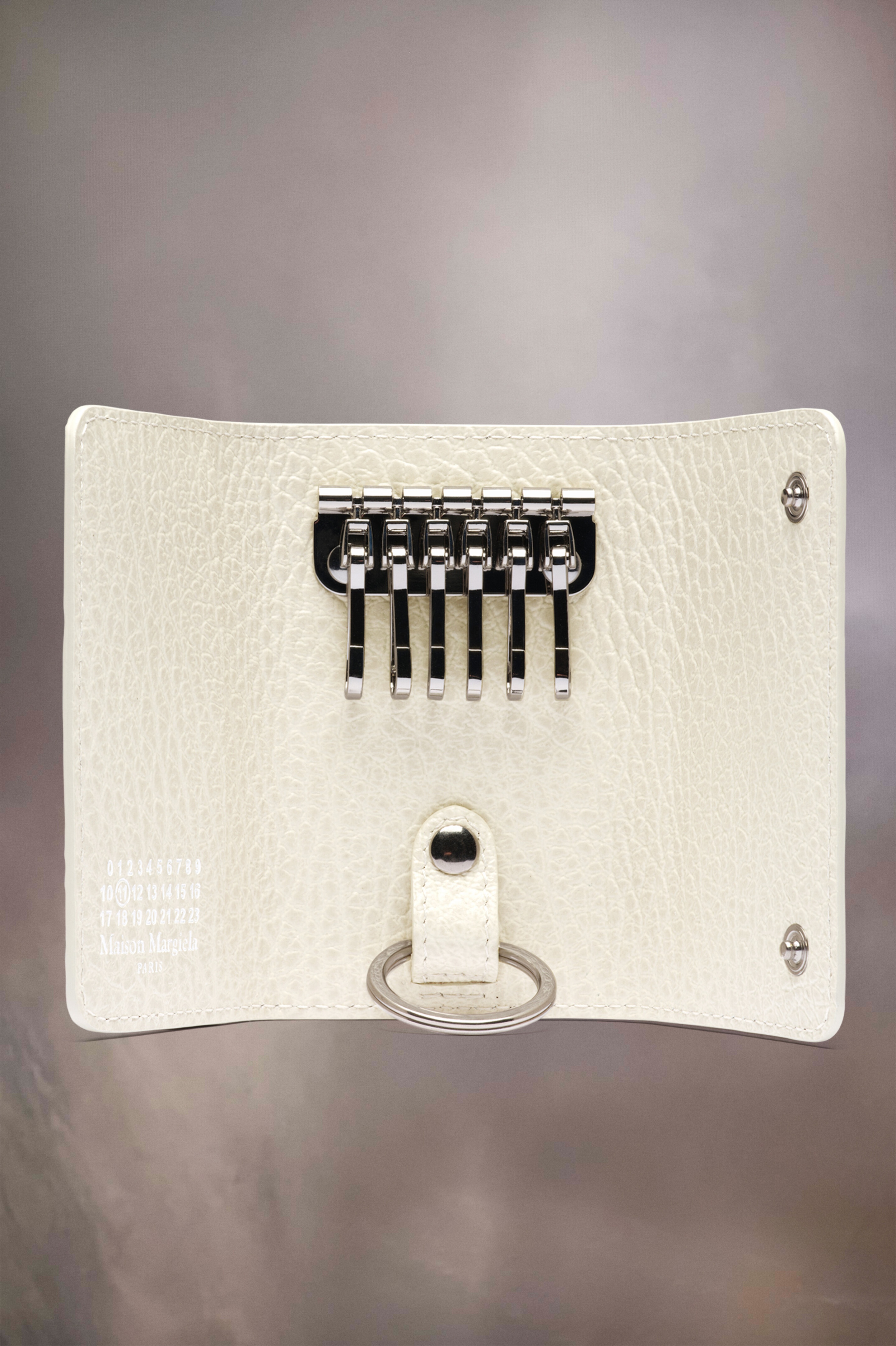 Four stitches key holder - 2