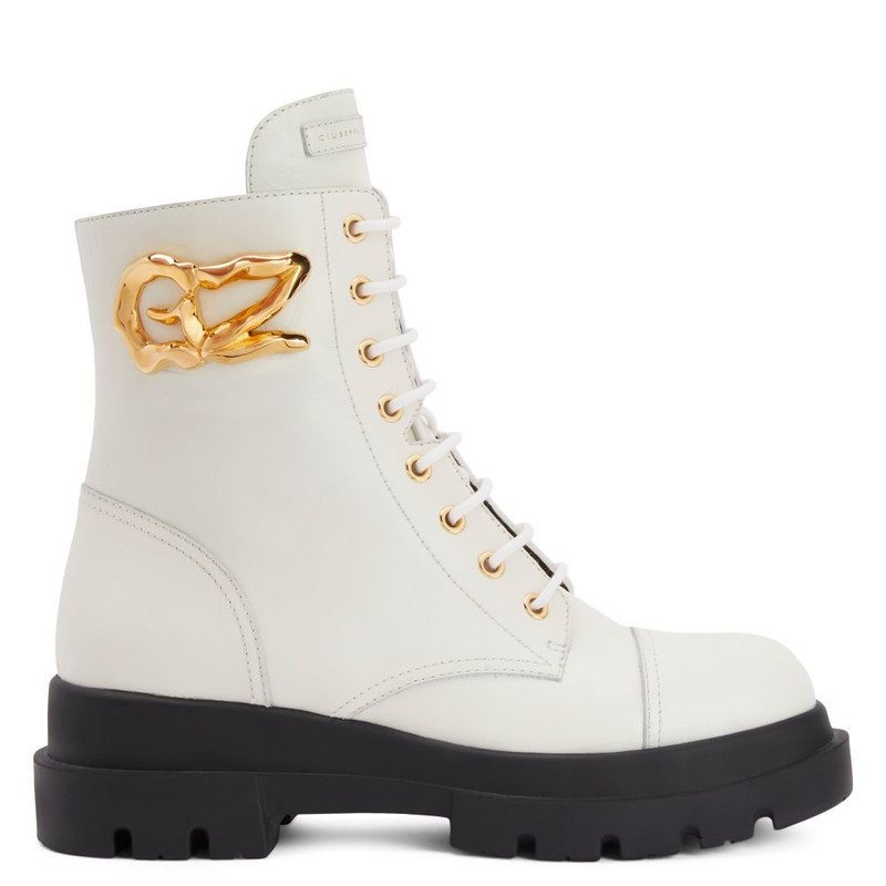 Tankie Boot 1