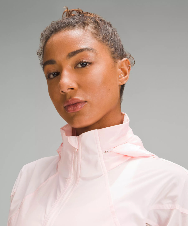 Classic-Fit Ventilated Running Jacket 4