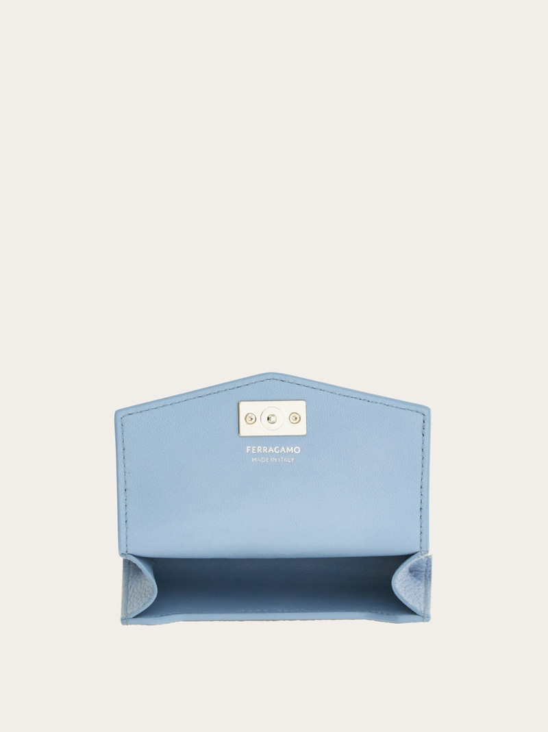 Card holder charm 5