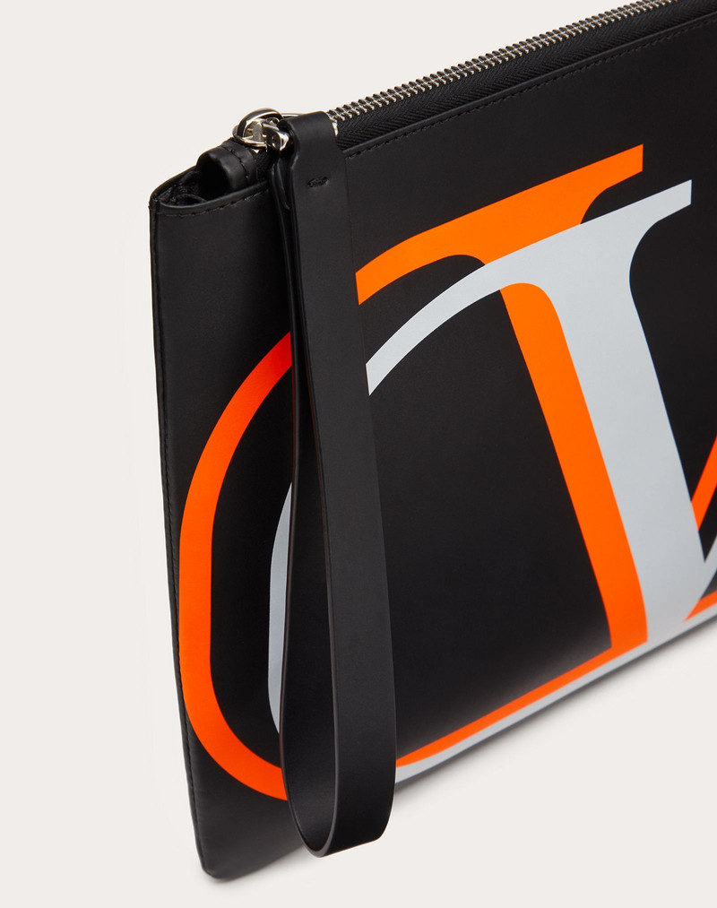 Valentino VLOGO Pouch outlook