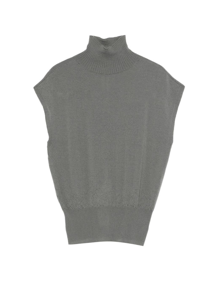 turtleneck sleeveless top 1