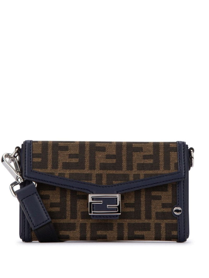 Soft Trunk Baguette clutch bag 1