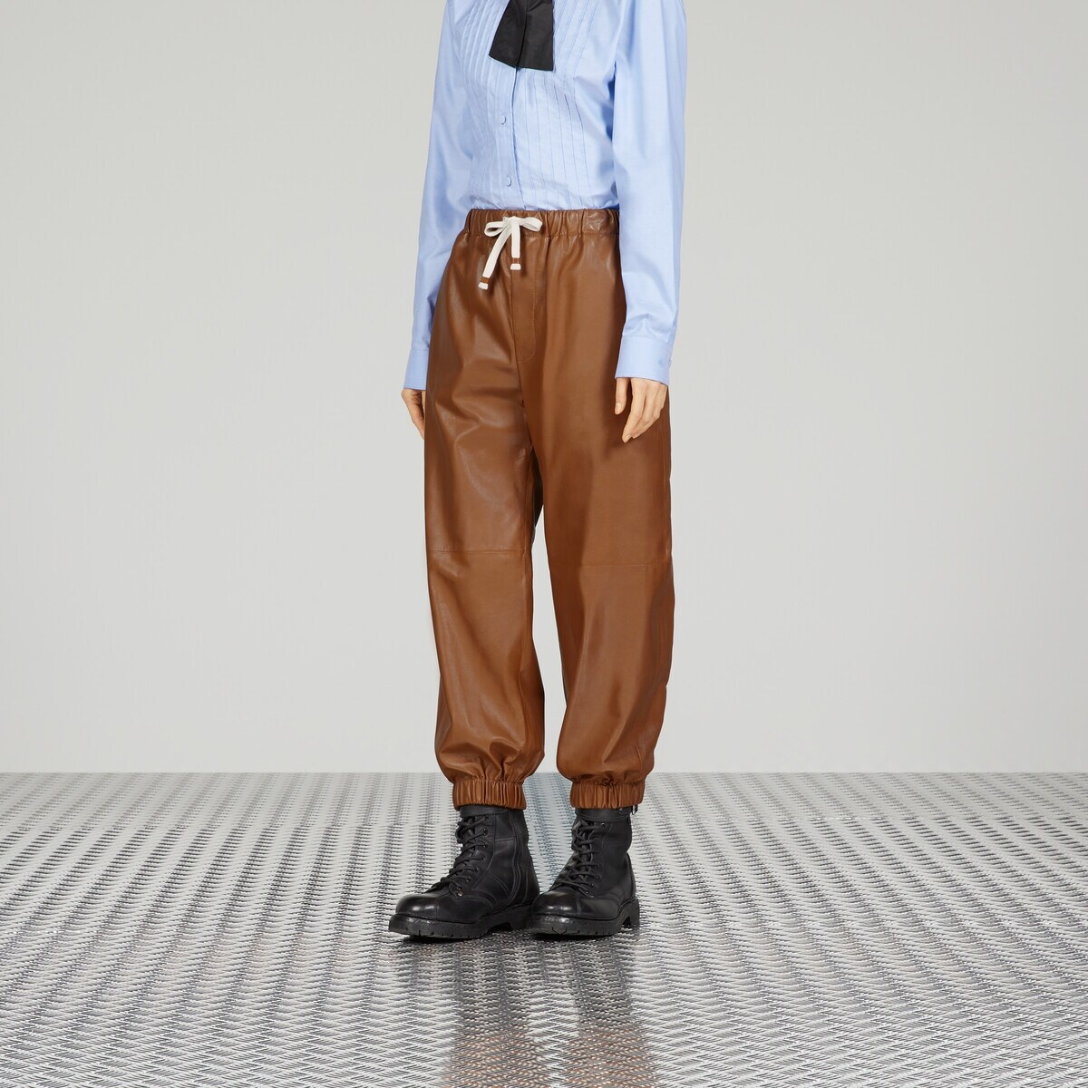 Leather jogging pant - 7