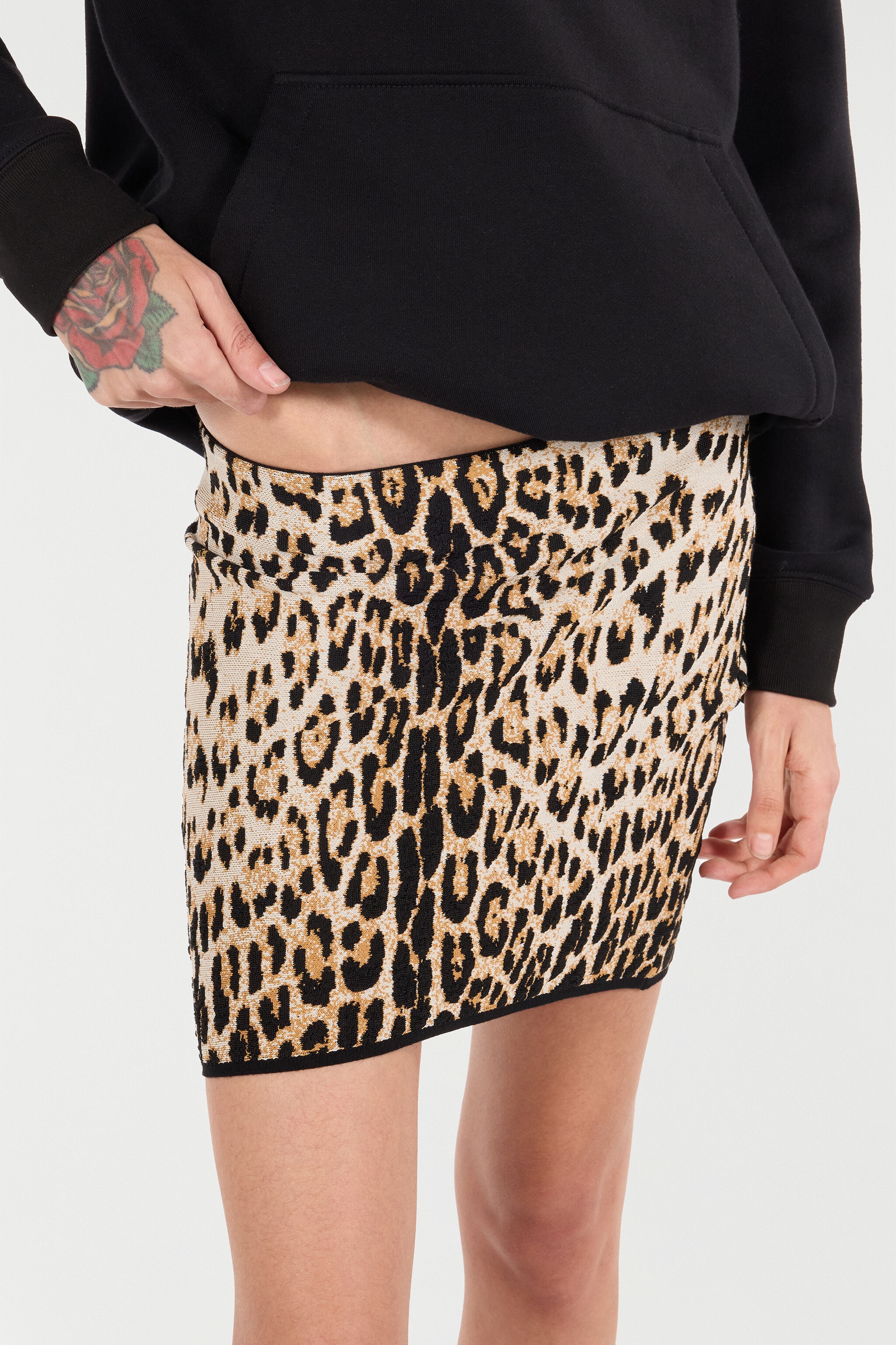 Miniskirt With Jaguar Skin Print - 6