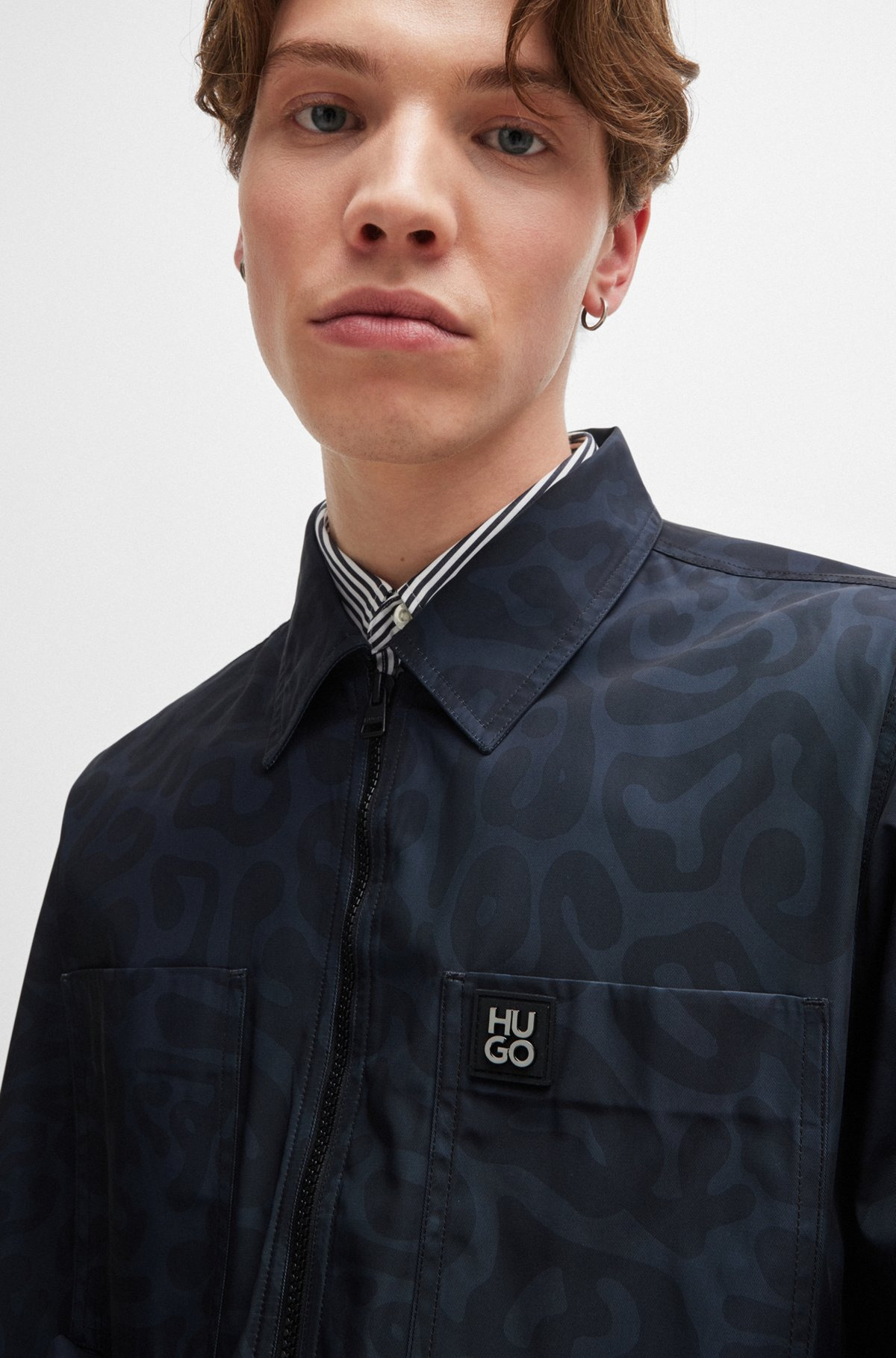OVERSIZE-FIT SHIRT JACKET IN ANIMAL-PRINT CANVAS - 3