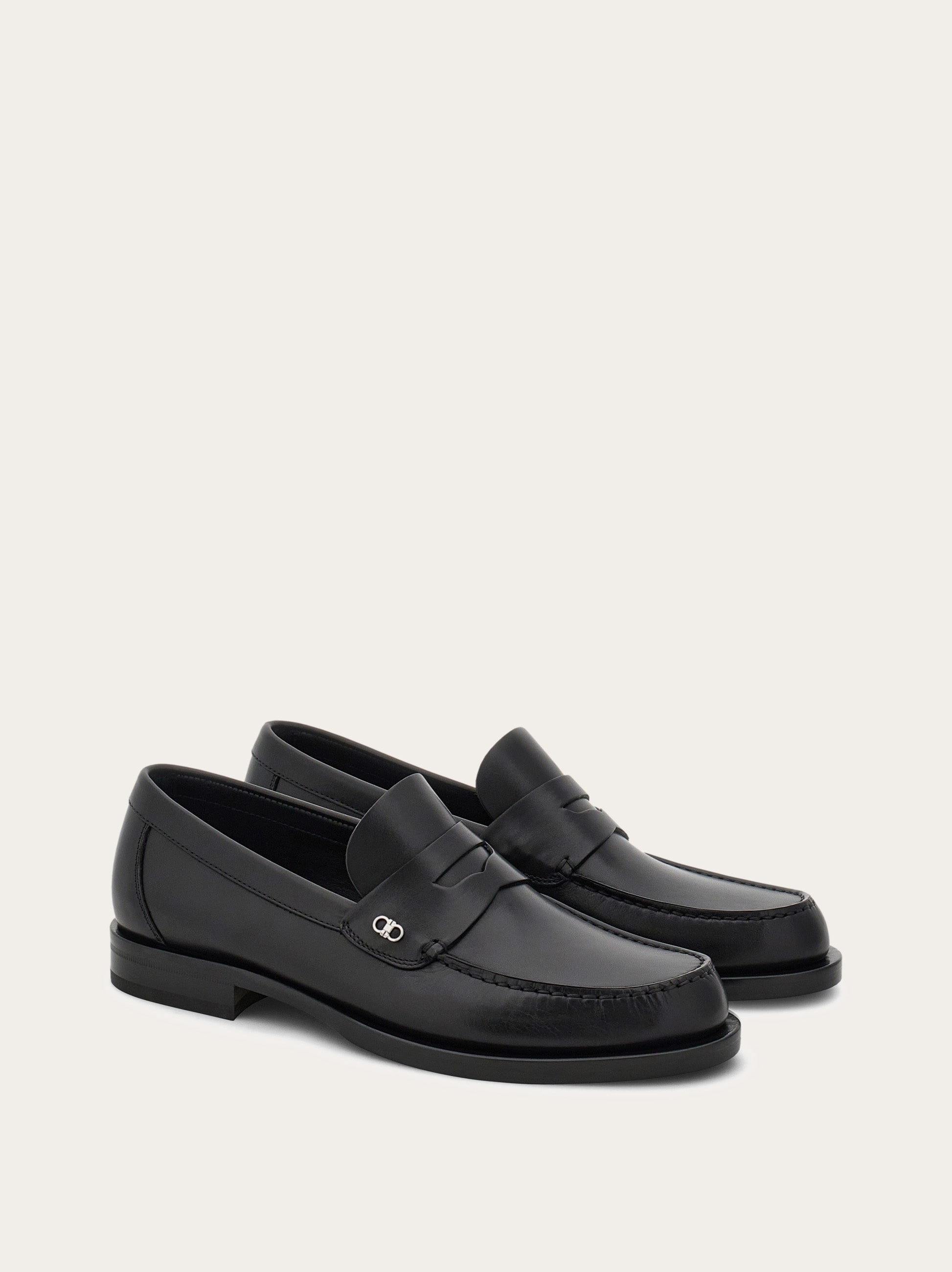 Penny loafer with Gancini ornament - 4