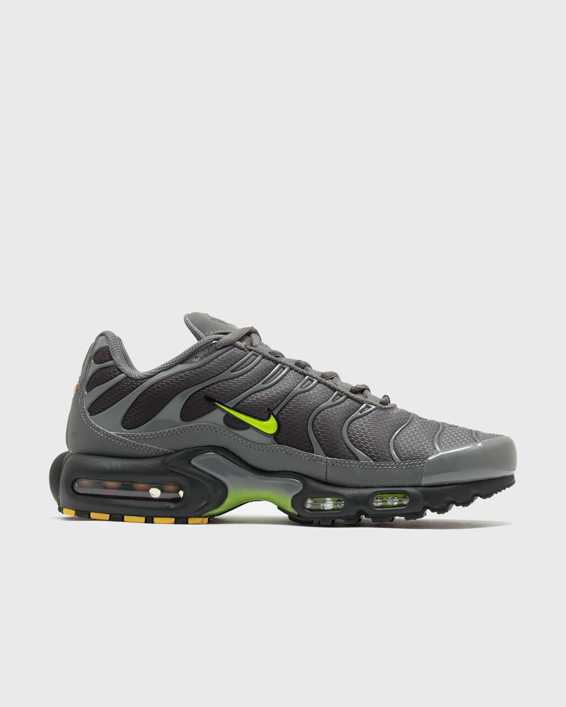 Nike AIR MAX PLUS outlook