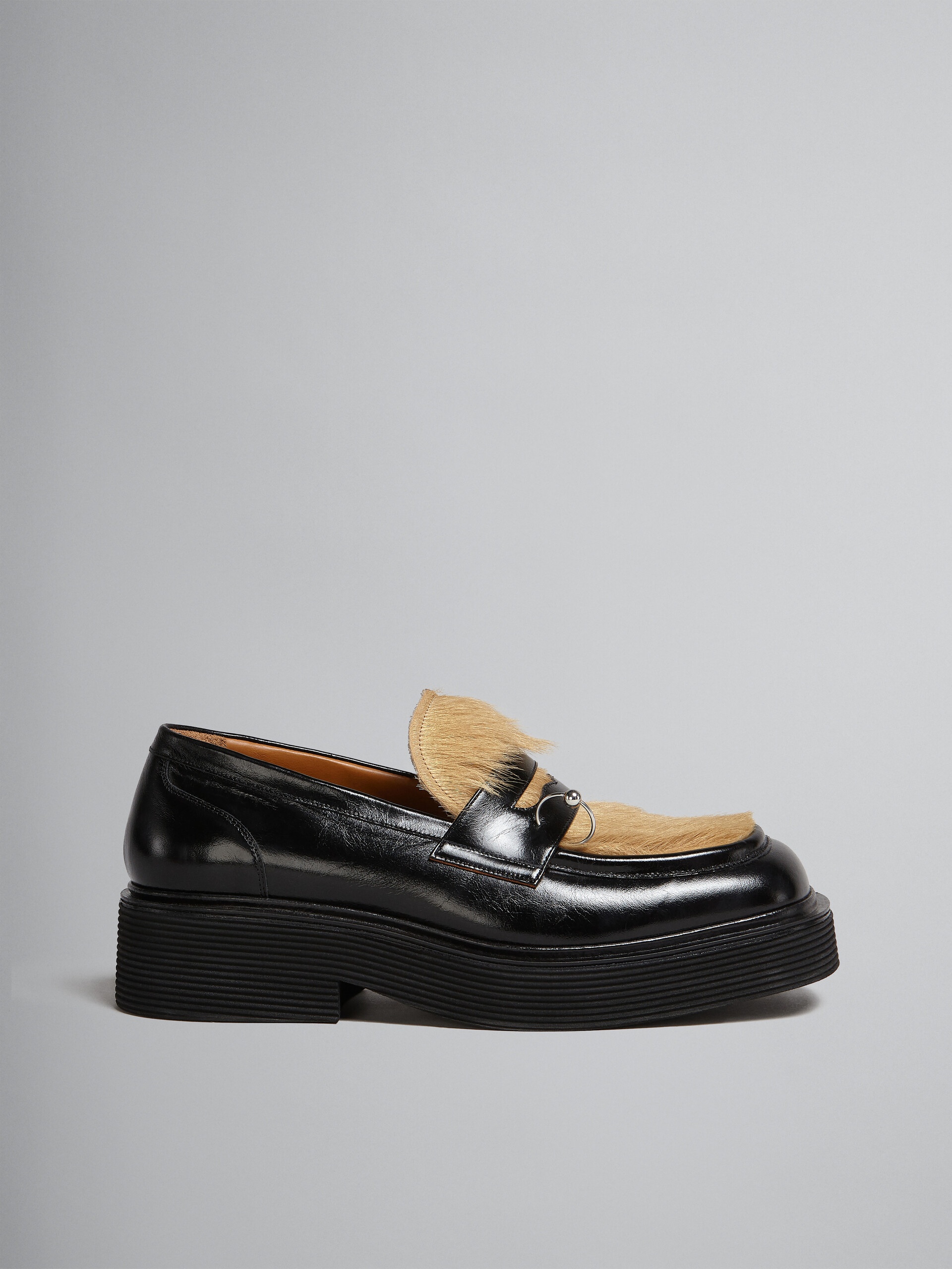 BLACK LEATHER AND BEIGE LONG HAIR CALFSKIN MOCCASIN - 1