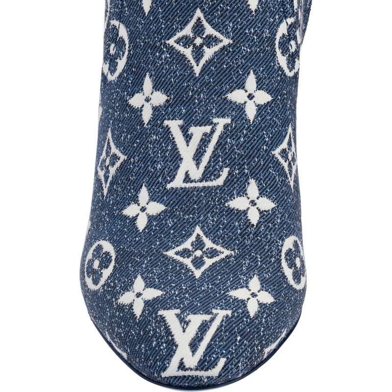 Silhouette Ankle Boot 6