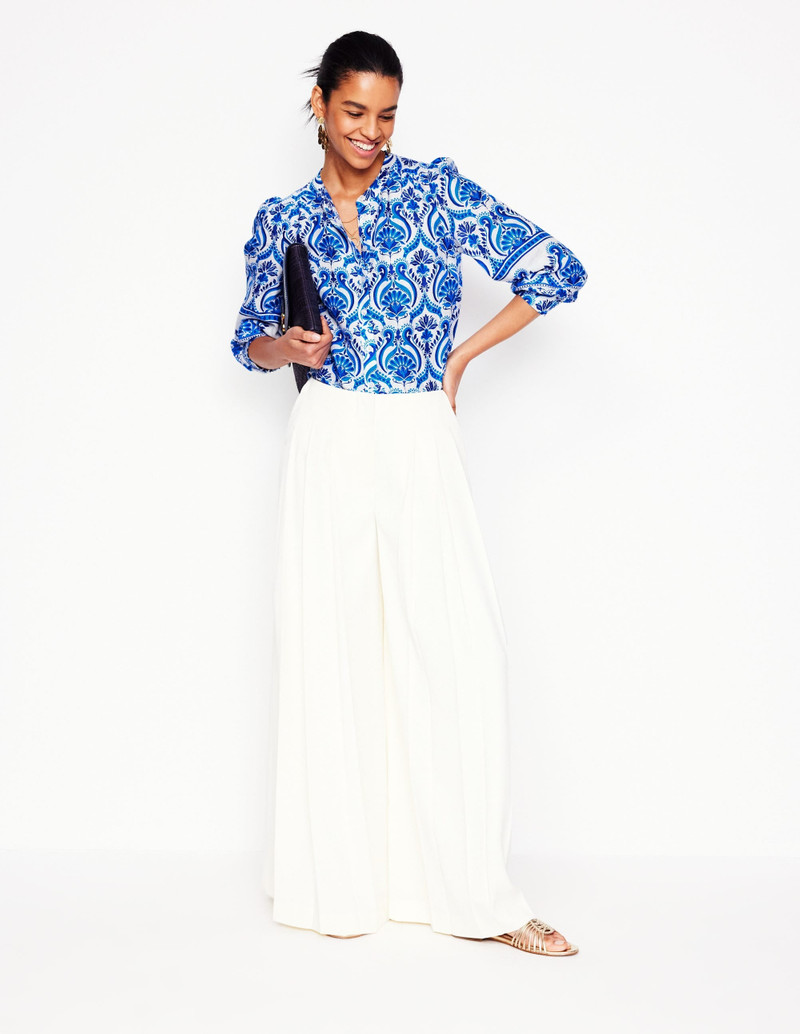 Alicia Linen Top-Blue, Ornamental Floral 8