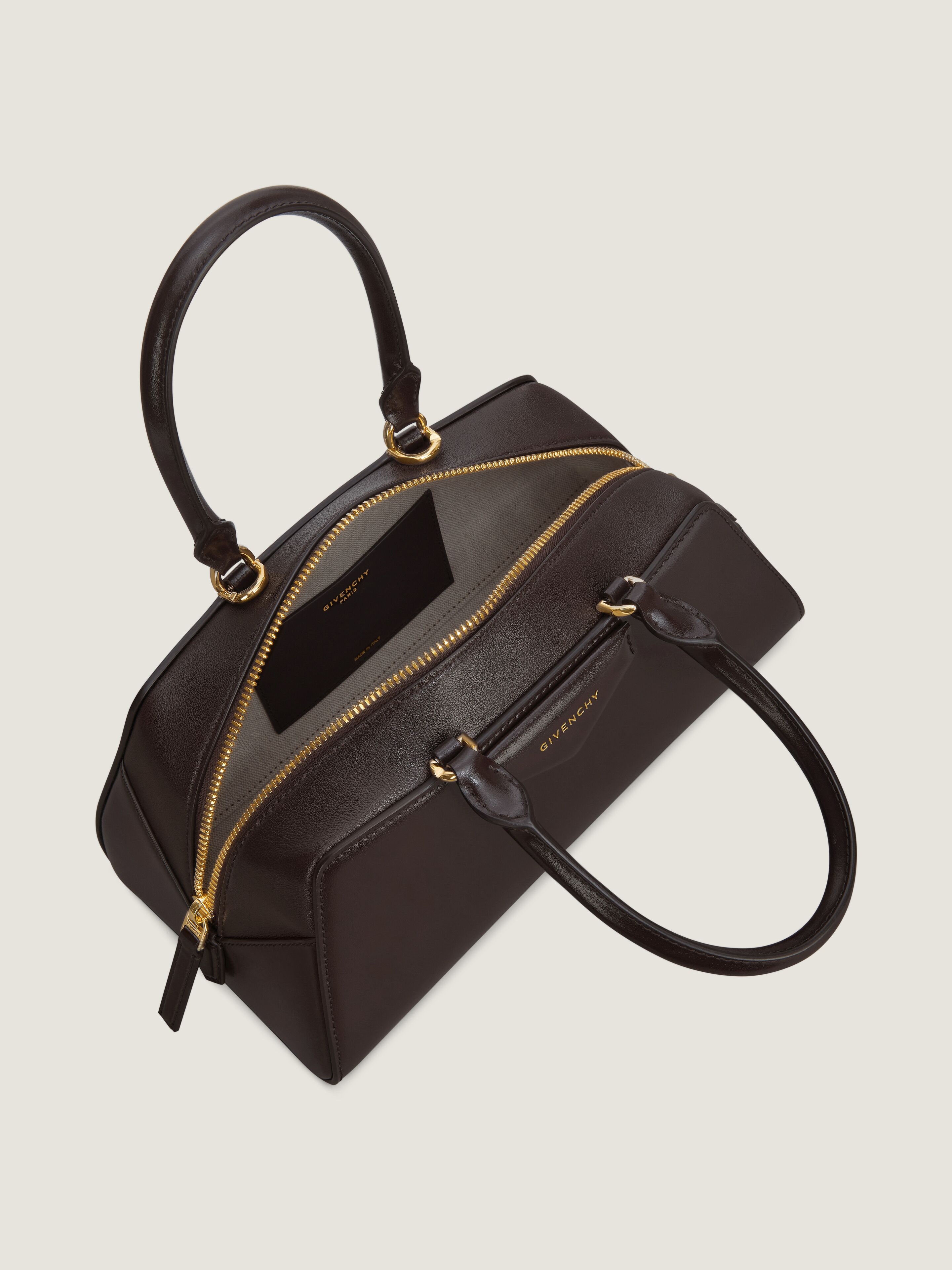 SMALL ANTIGONA CUBE EAST-WEST BAG IN BOX LEATHER - 5