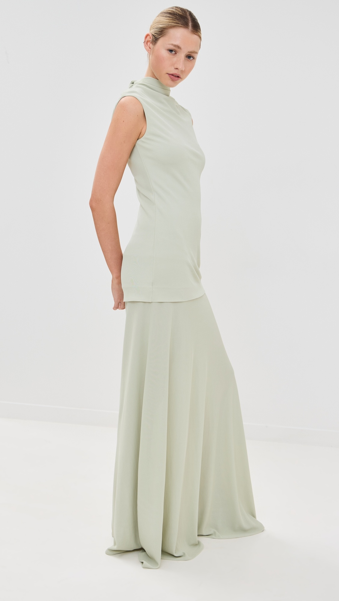 Sleeveless High Neck Dress - 4