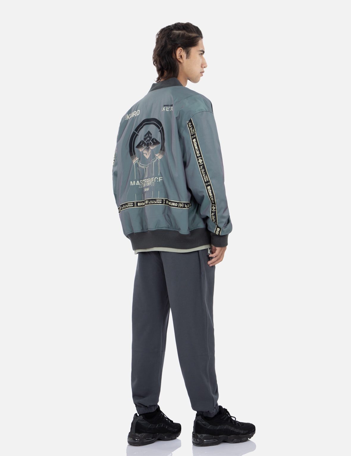 Gradient Kamon Embroidery Bomber Jacket - 3