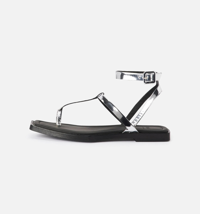 AMI Paris Flat Sandals outlook