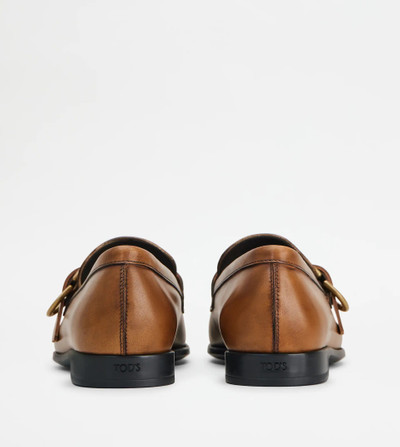 Tod's LOAFERS IN LEATHER - BROWN outlook