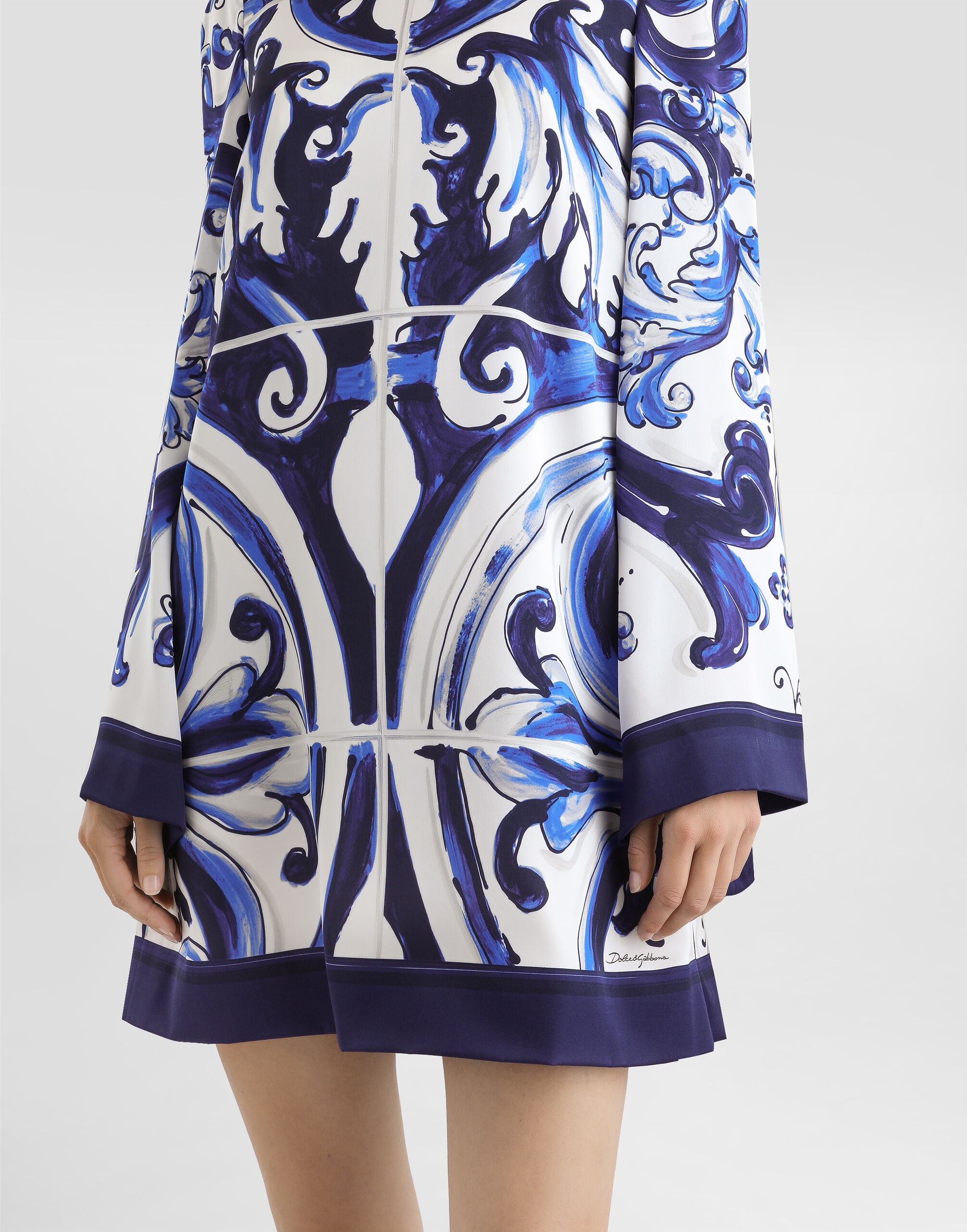 Majolica-print charmeuse dress - 4