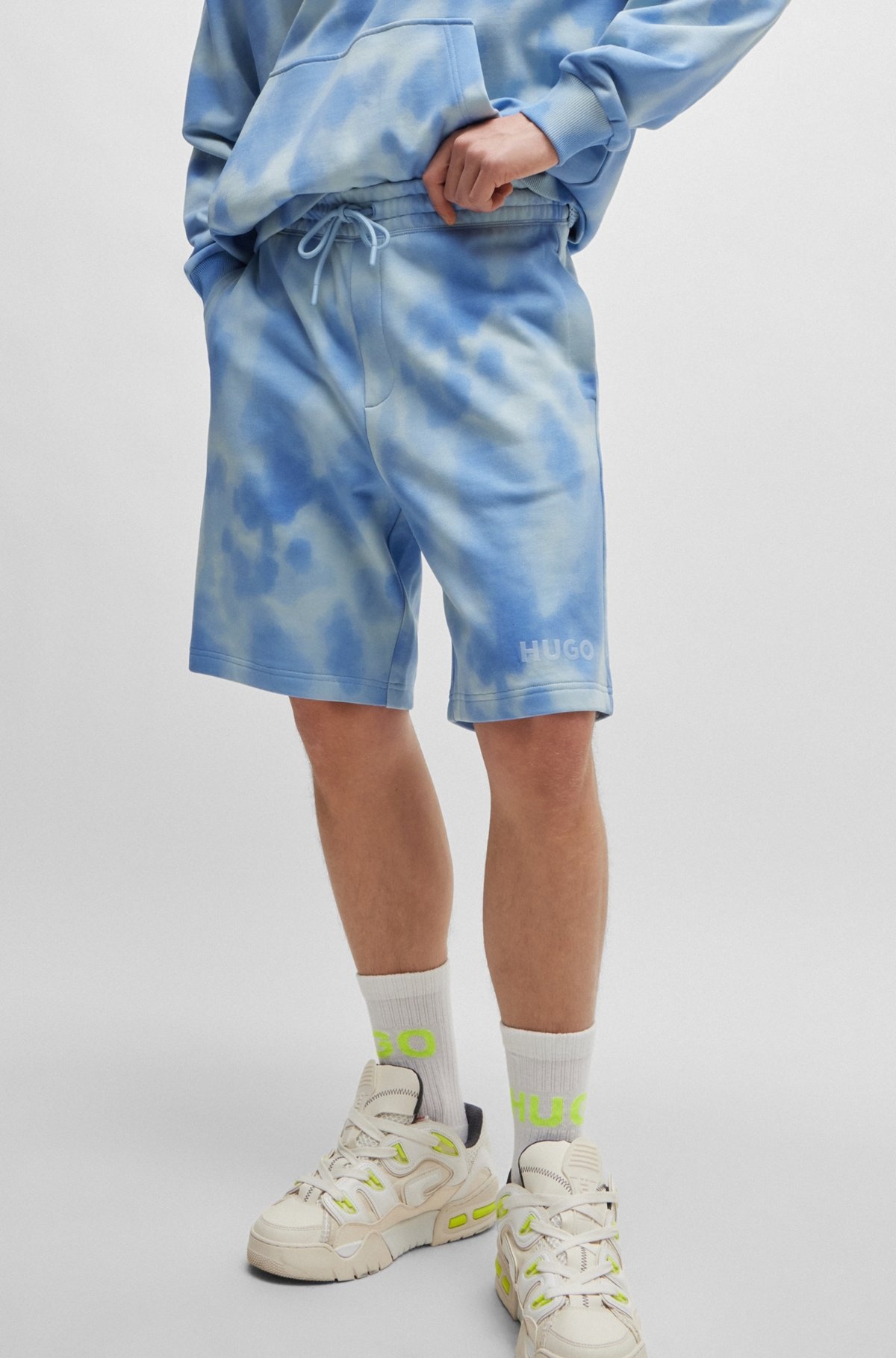 RELAXED-FIT SHORTS IN COTTON TERRY WITH SEASONAL PRINT - 3