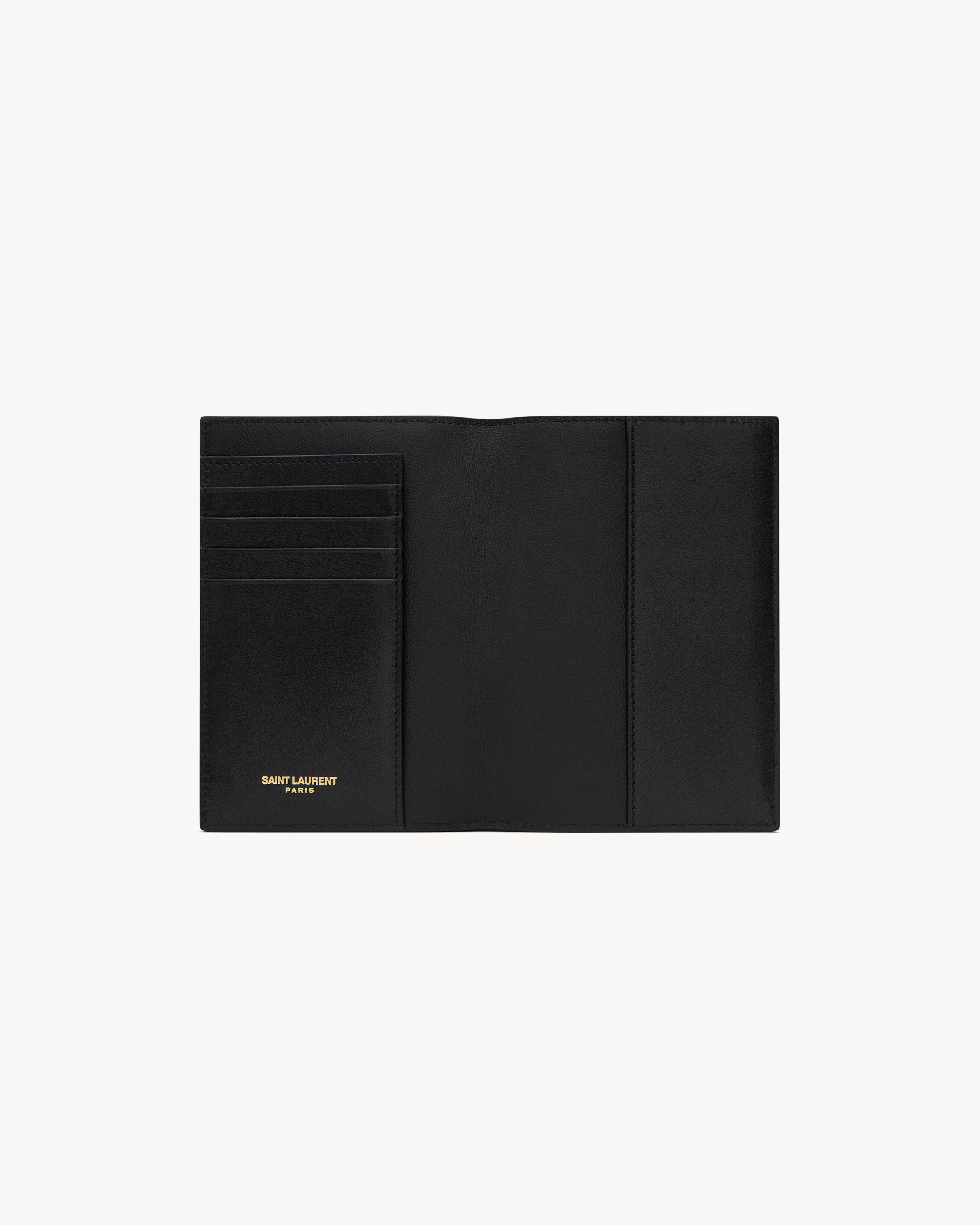 TINY CASSANDRE PASSPORT CASE IN SMOOTH LEATHER - 3