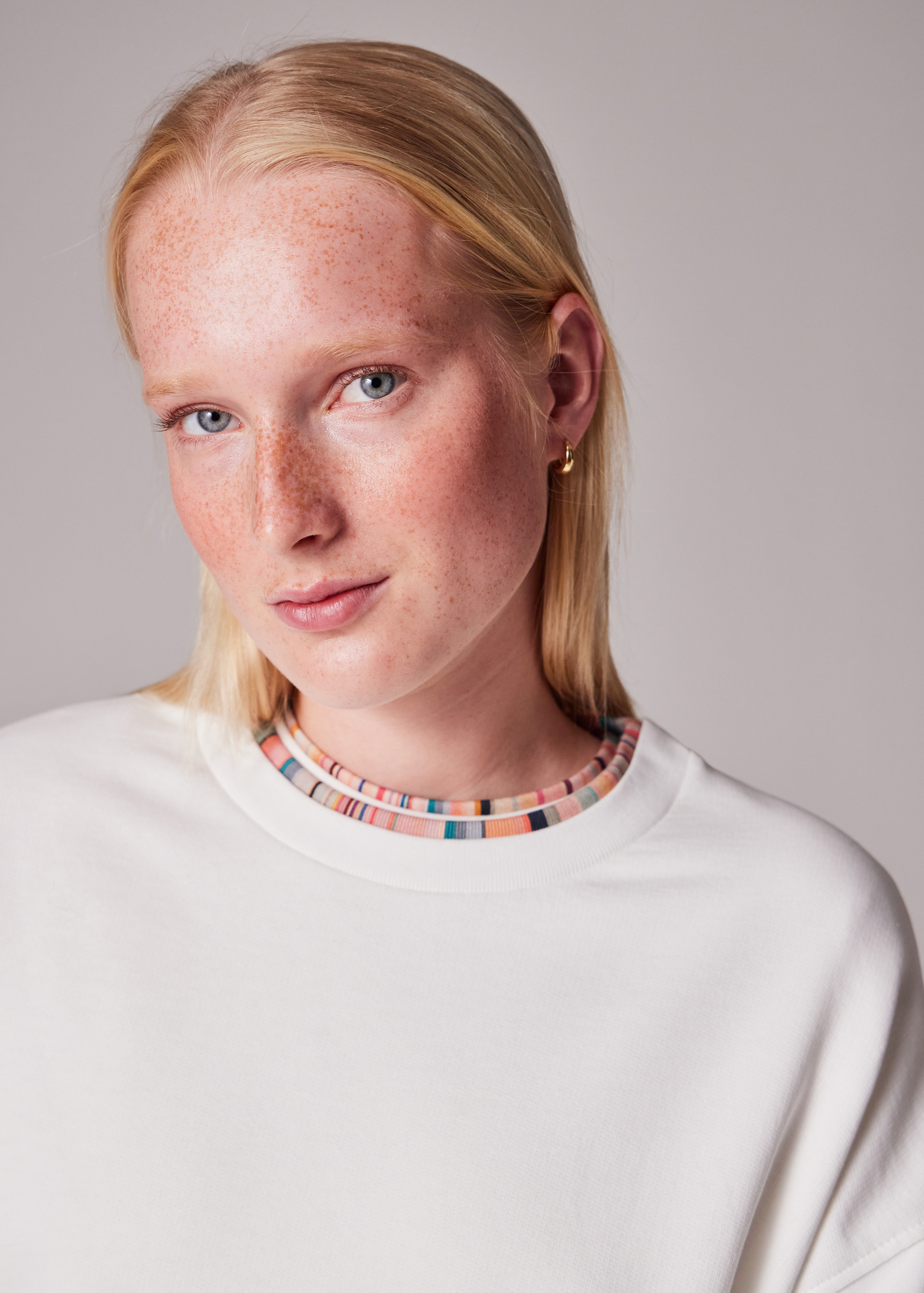 Women's Ecru Sweatshirt with 'Swirl' Trim - 4