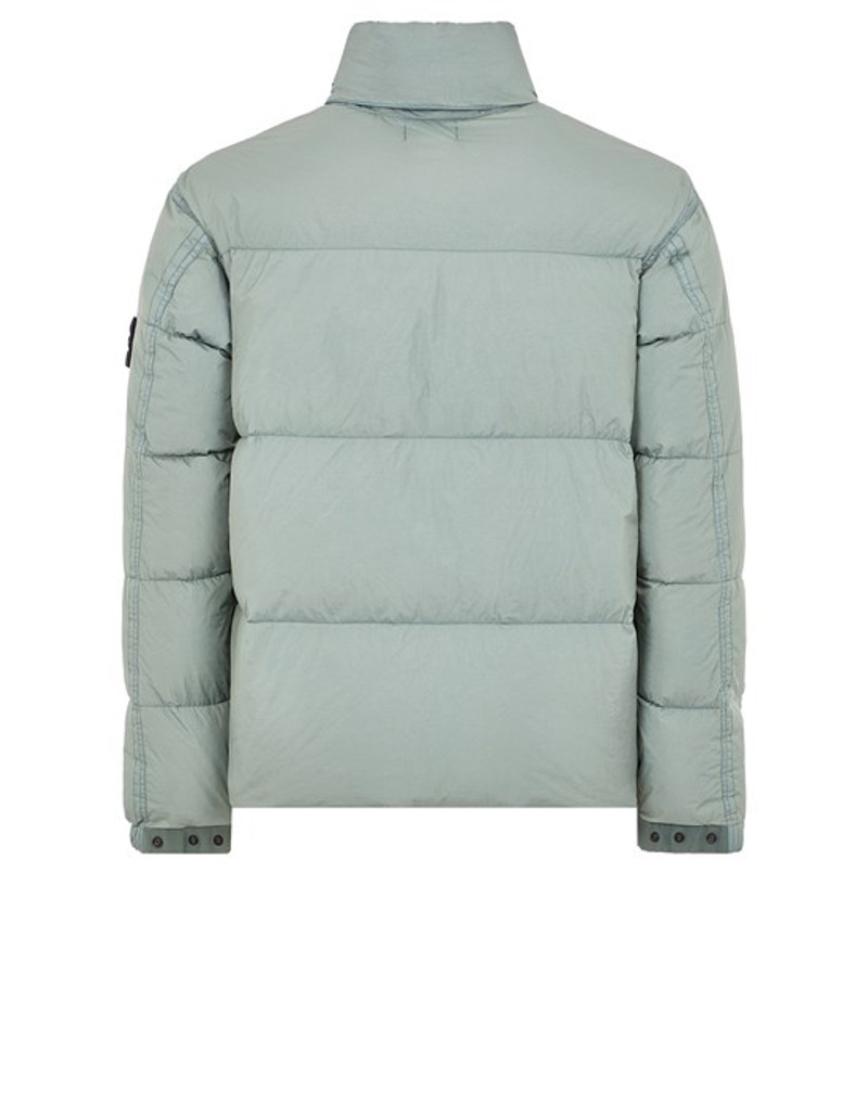 Stone Island 40623 GARMENT DYED CRINKLE REPS RECYCLED NYLON DOWN SAGE GREEN outlook