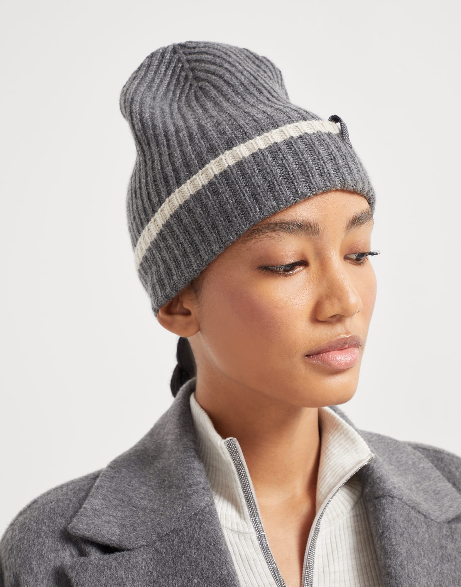 Cashmere English rib knit beanie with monili - 3
