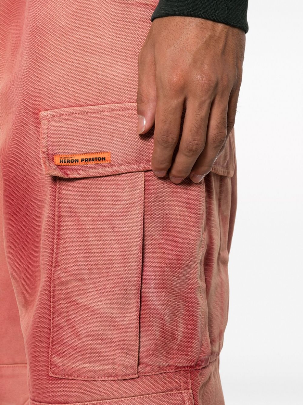 distressed-effect cotton cargo trousers - 5