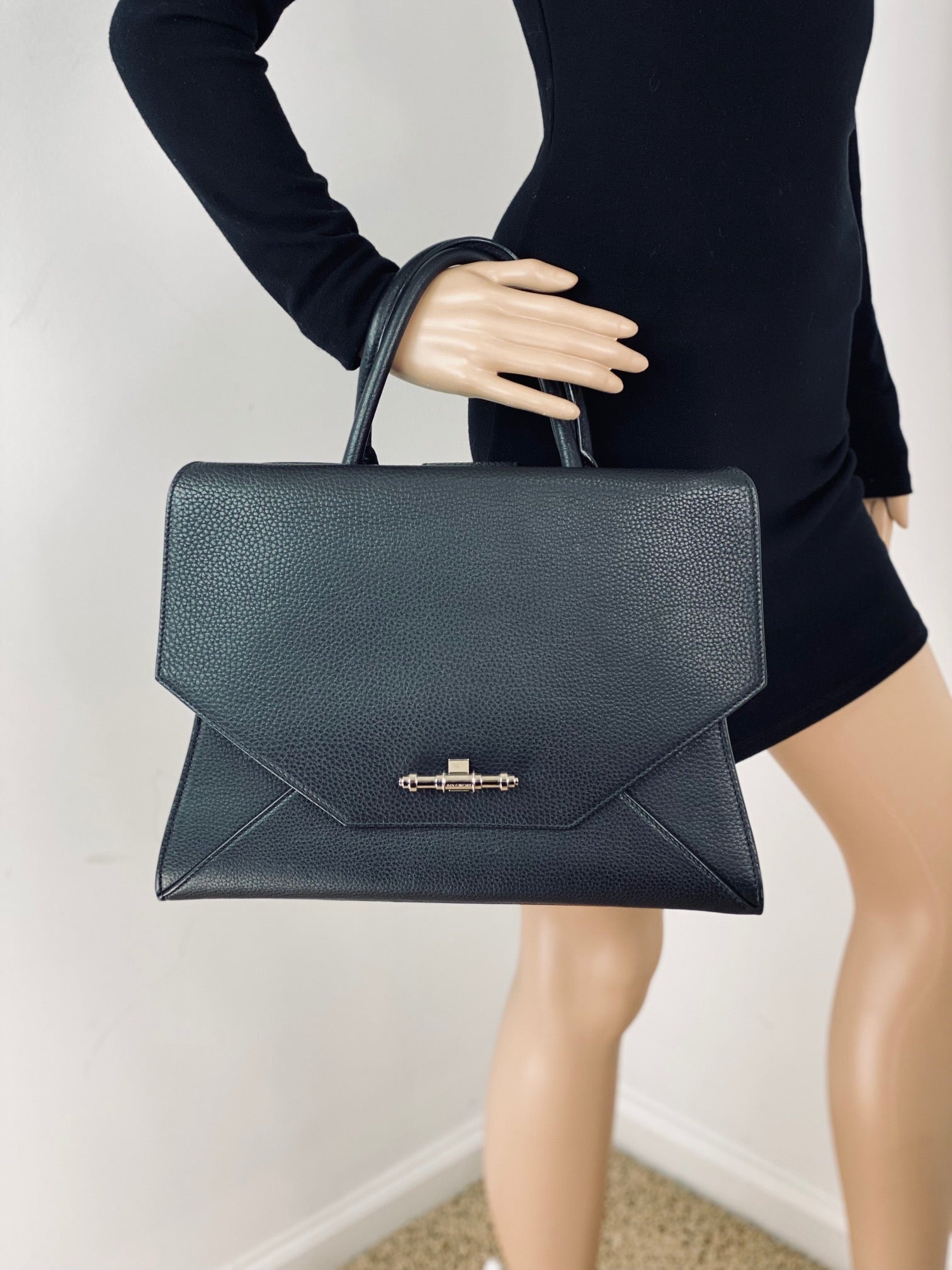 Givenchy Obsedia Medium Flap Black Pebbled Calfskin Satchel Hand Bag 2 ways Preowned - 7