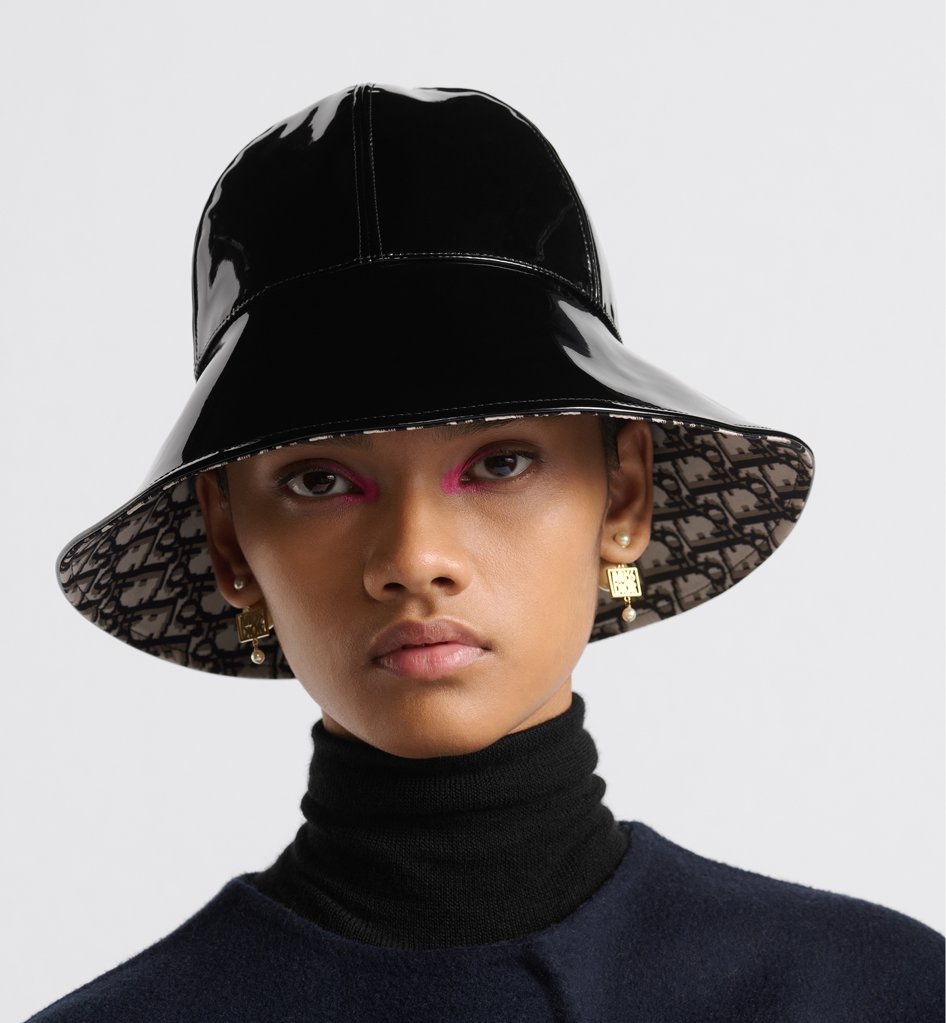 D-Tulipe Large Brim Cloche - 2