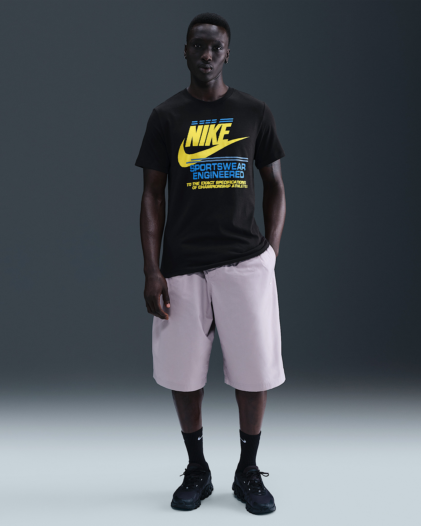 Nike Sportswear Men's T-Shirt - 4
