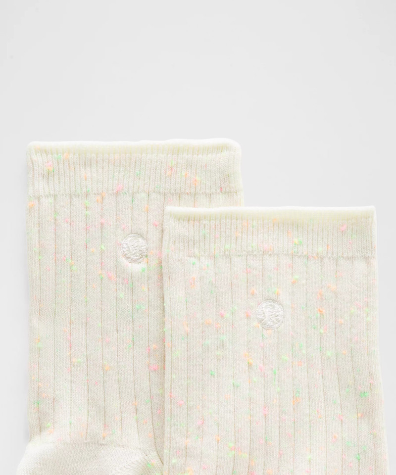 lululemon Unisex Neon Speckled Quarter Socks outlook