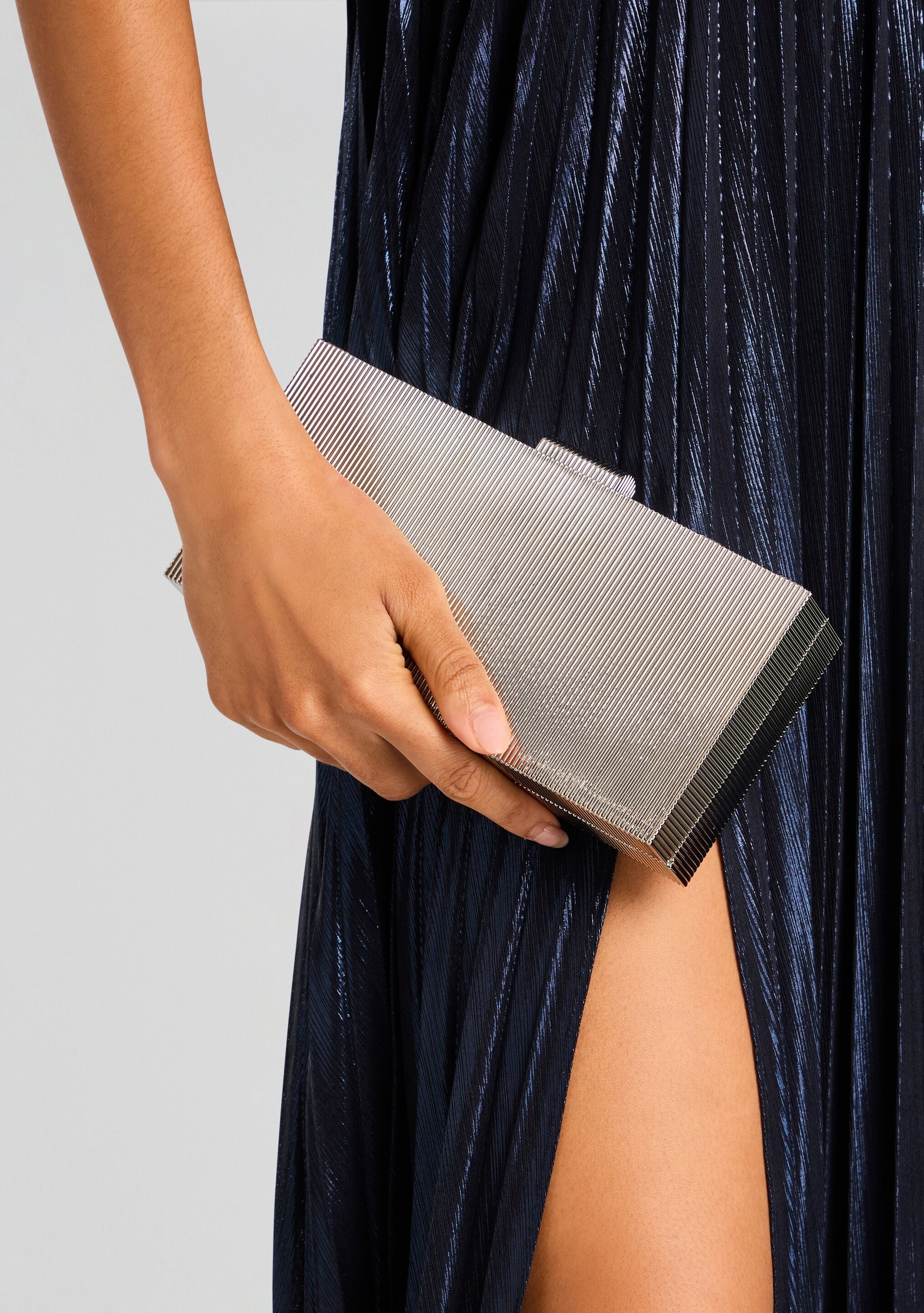 MILO CLUTCH - 5