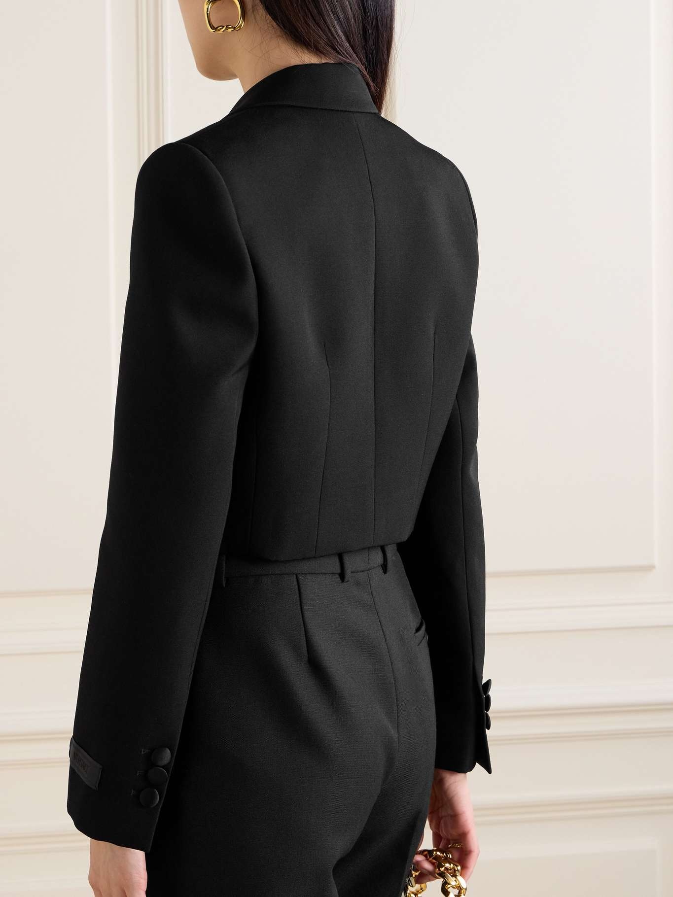 Cropped satin-trimmed grain de poudre wool blazer - 4