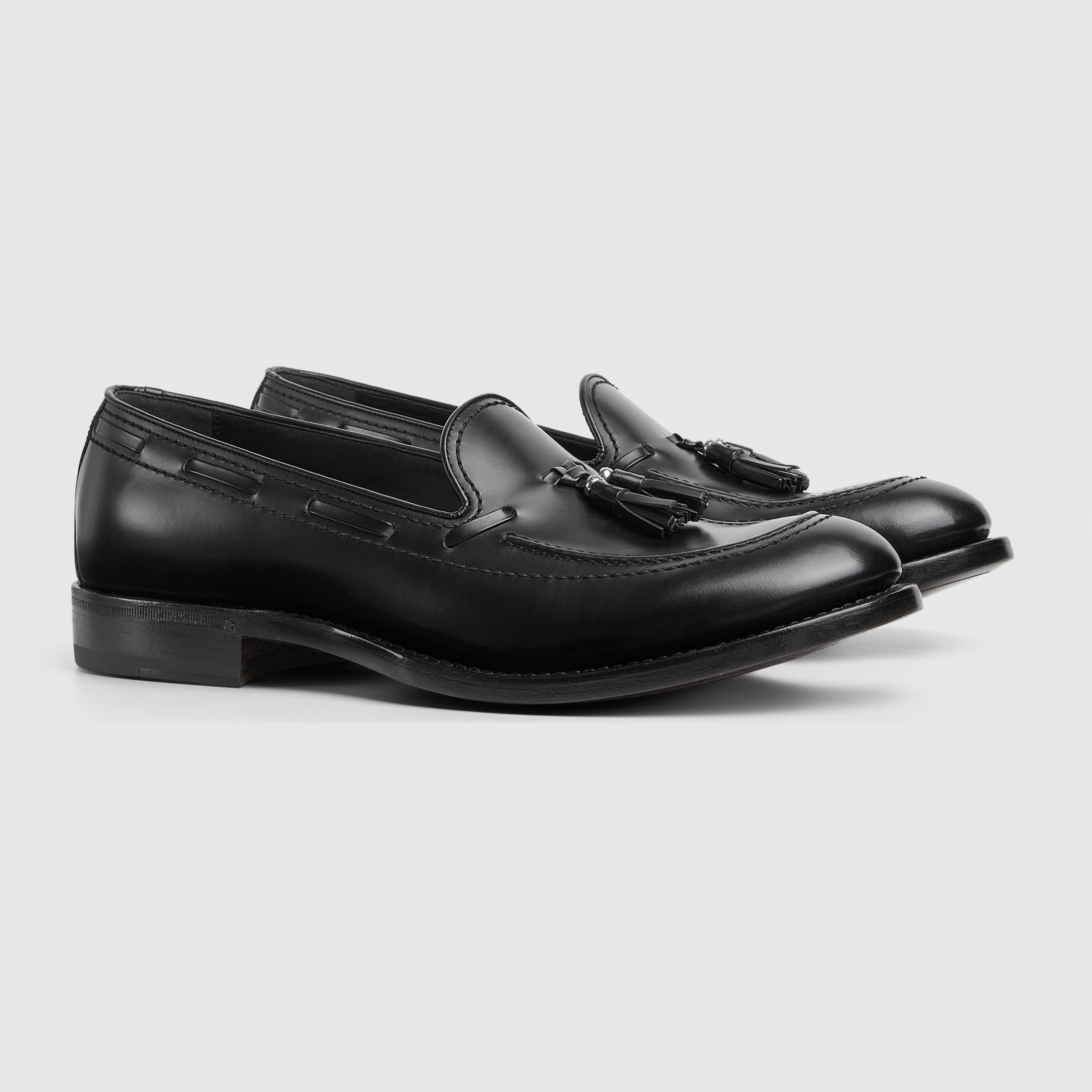 Men's loafer with tassel detail - 2