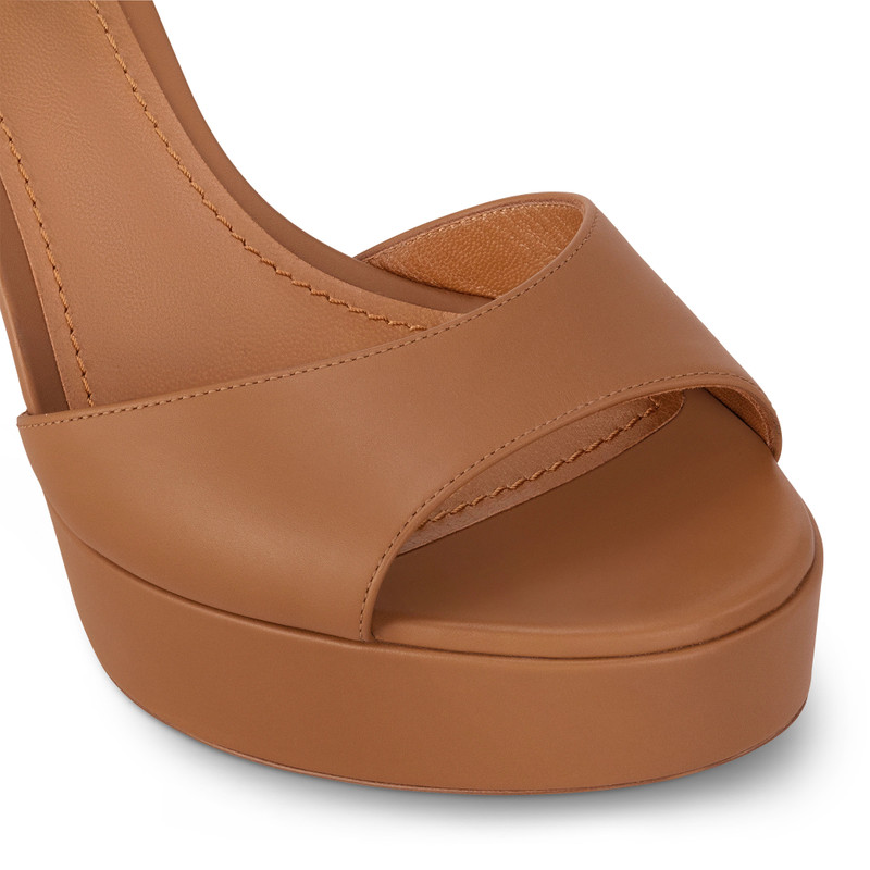 LV Roxy Platform Sandal 4