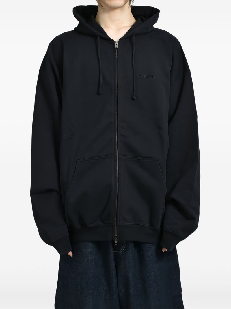 VETEMENTS zip-up hoodie outlook