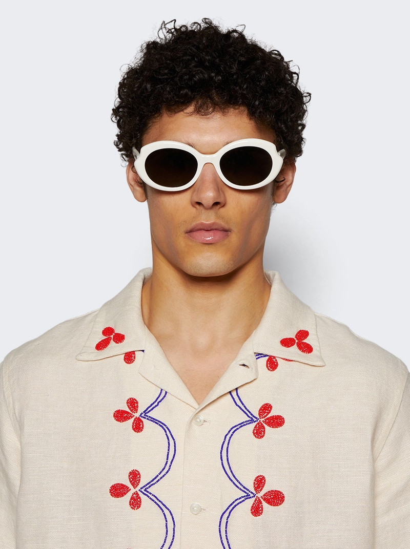 Loewe Oval Slim Sunglasses Ivory And Smoke outlook