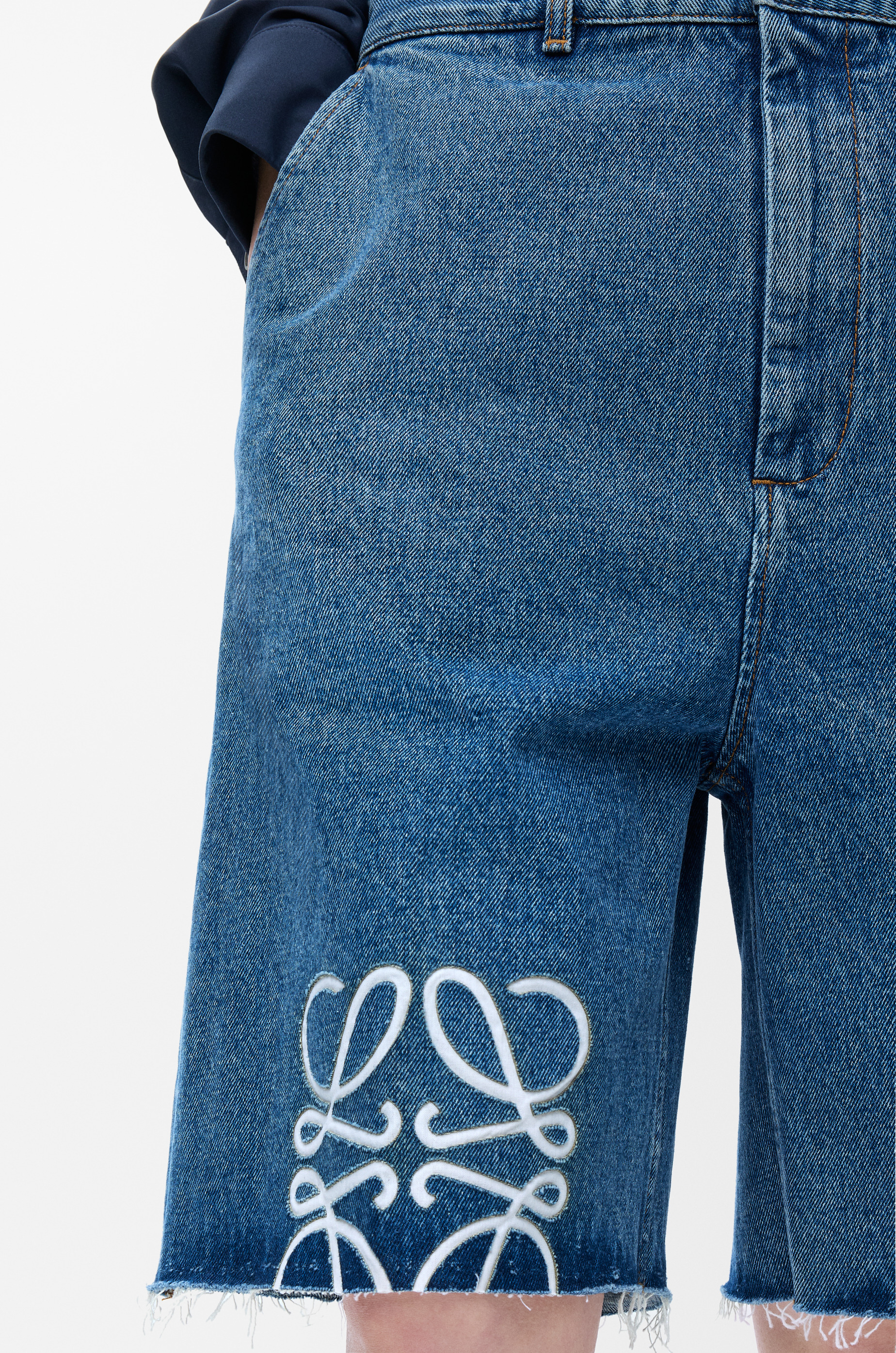 Anagram shorts in denim - 5