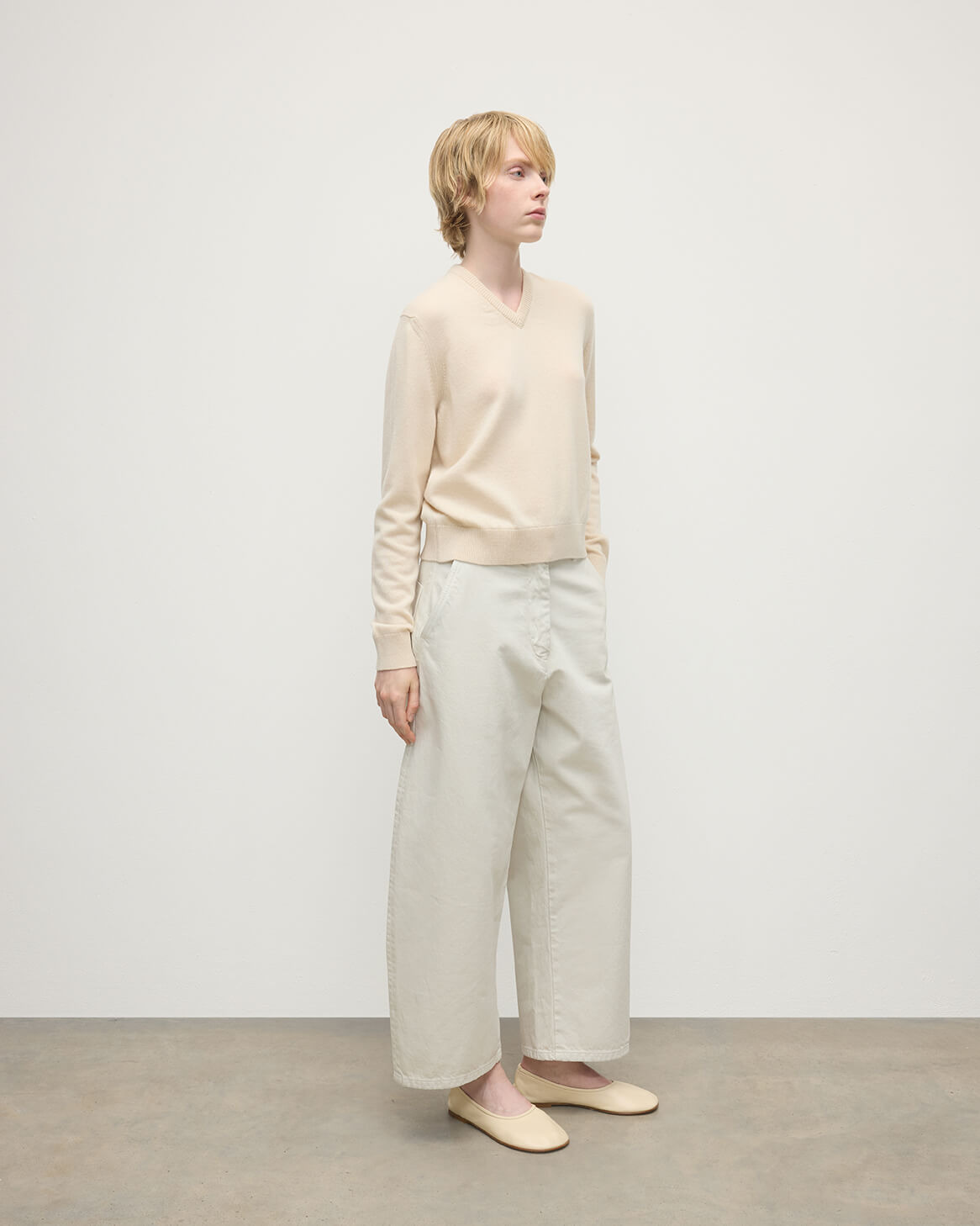 Classic Cashmere Cream V Neck Jumper - 3