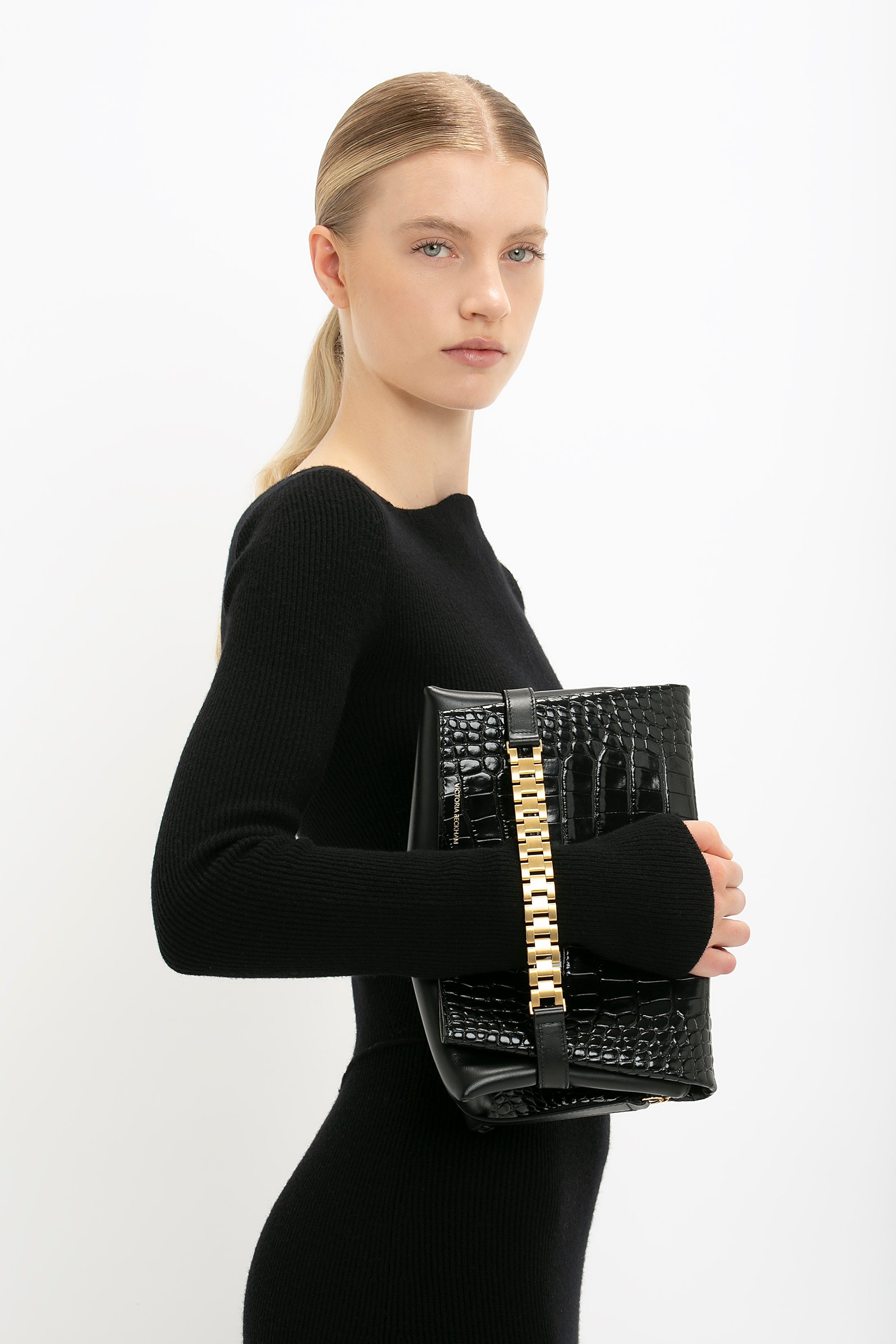 Chain Pouch With Strap In Black Croc-Effect Leather - 6