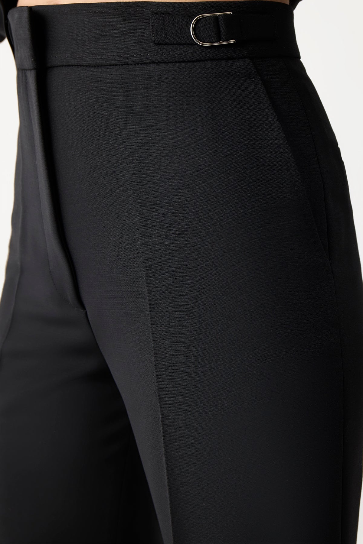 Vesta Pant in Black Wool - 5