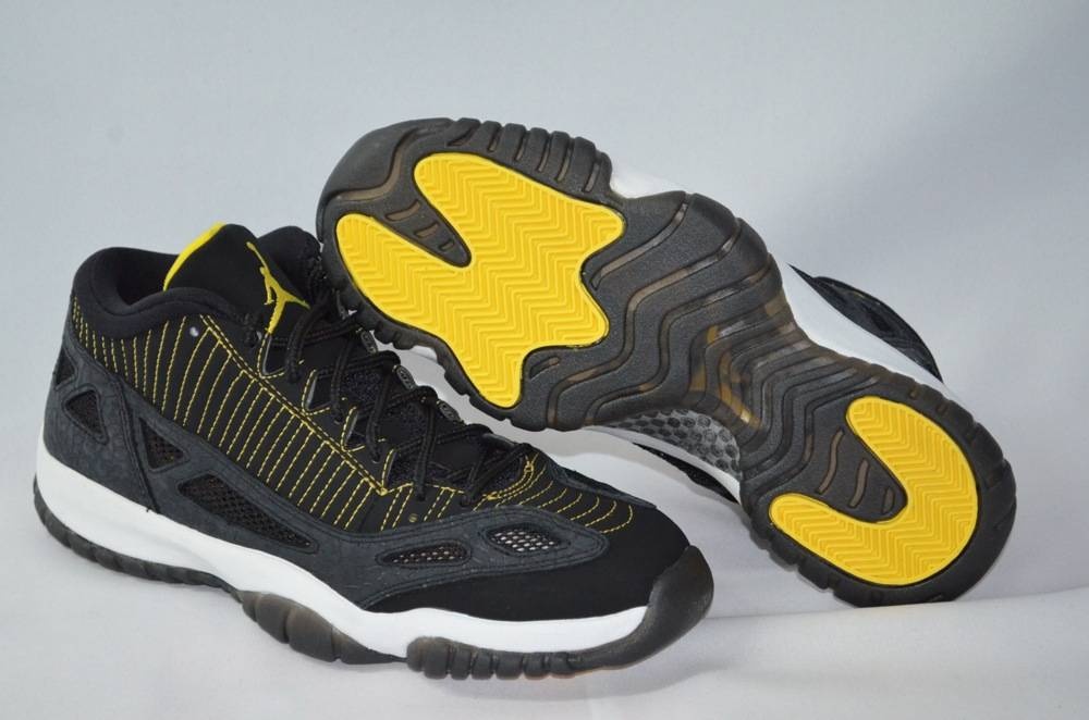 Air Jordan 11 Retro Low IE 'Zest' - 5
