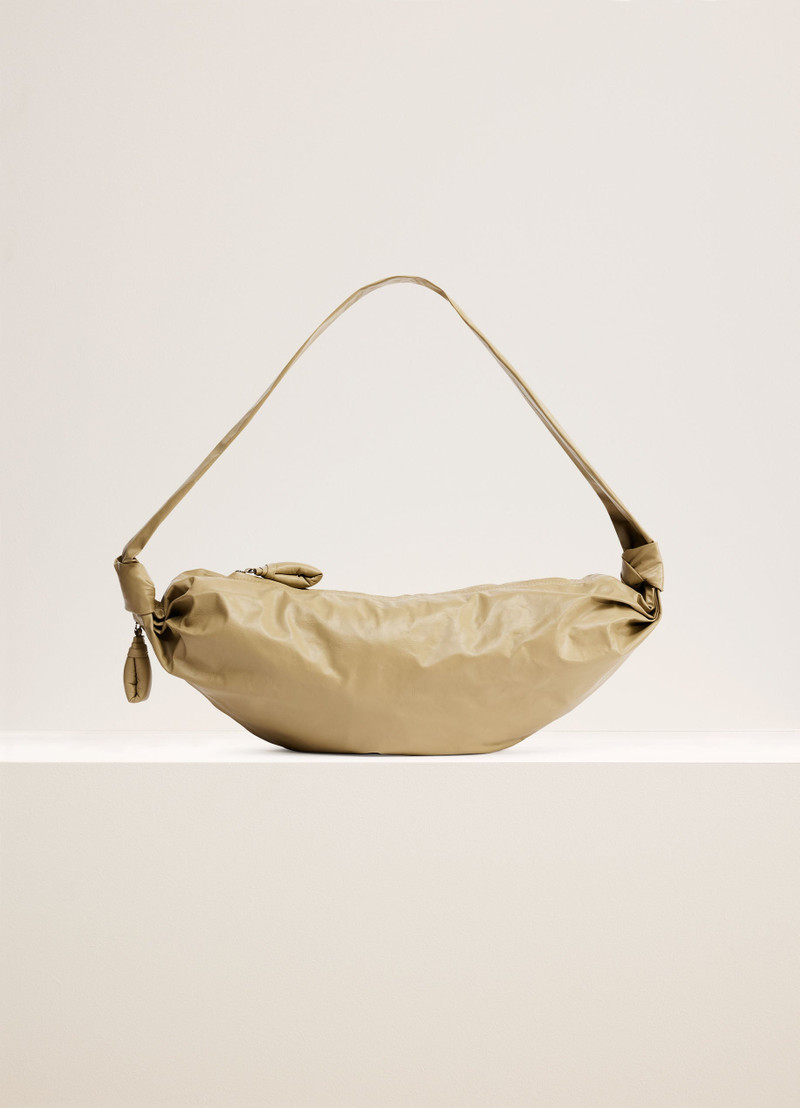 MEDIUM SOFT CROISSANT 1