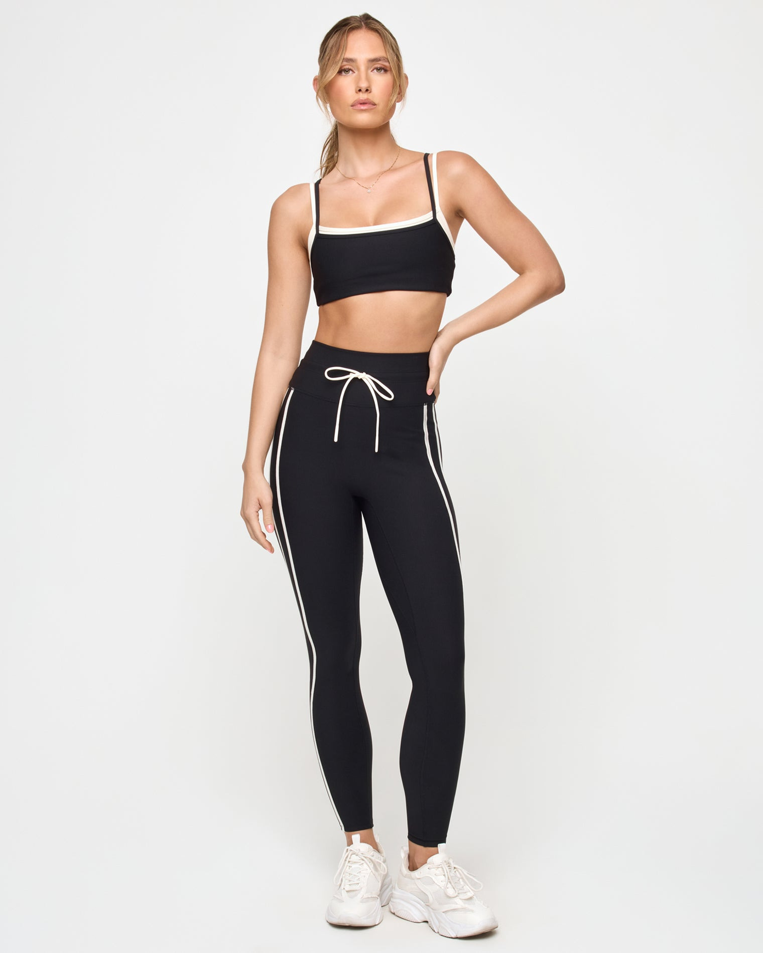 Sutton Pant - 2