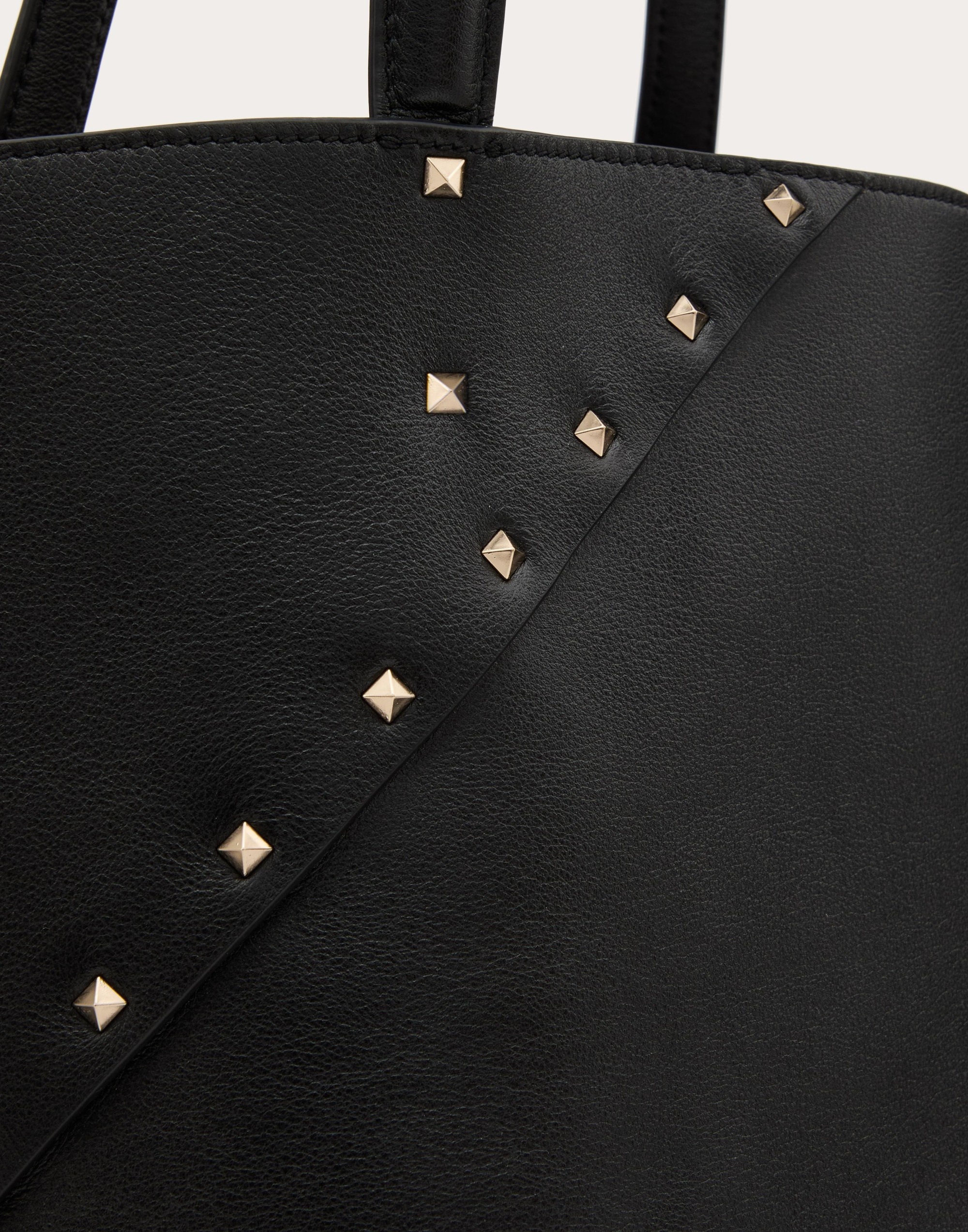 VALENTINO GARAVANI VALENTINO GARAVANI ROCKSTUD WISPY SHOPPING BAG IN CALFSKIN - 8
